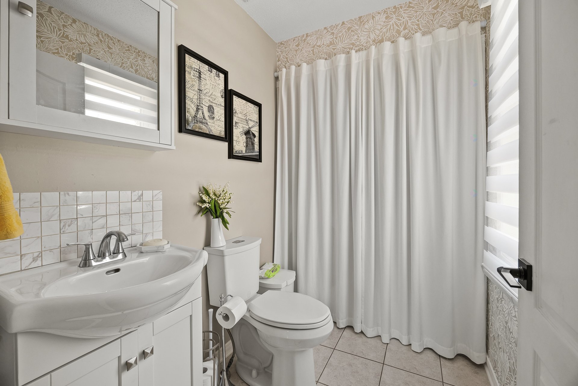 Powder room