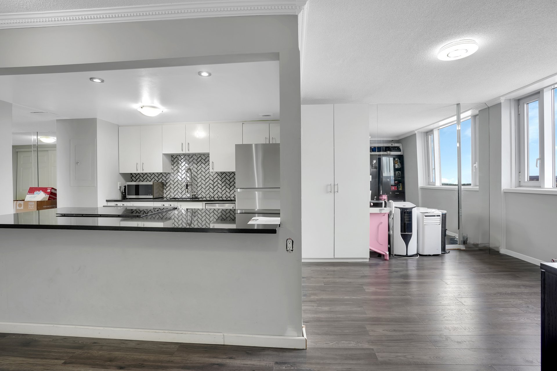 Autre - concept ouvert