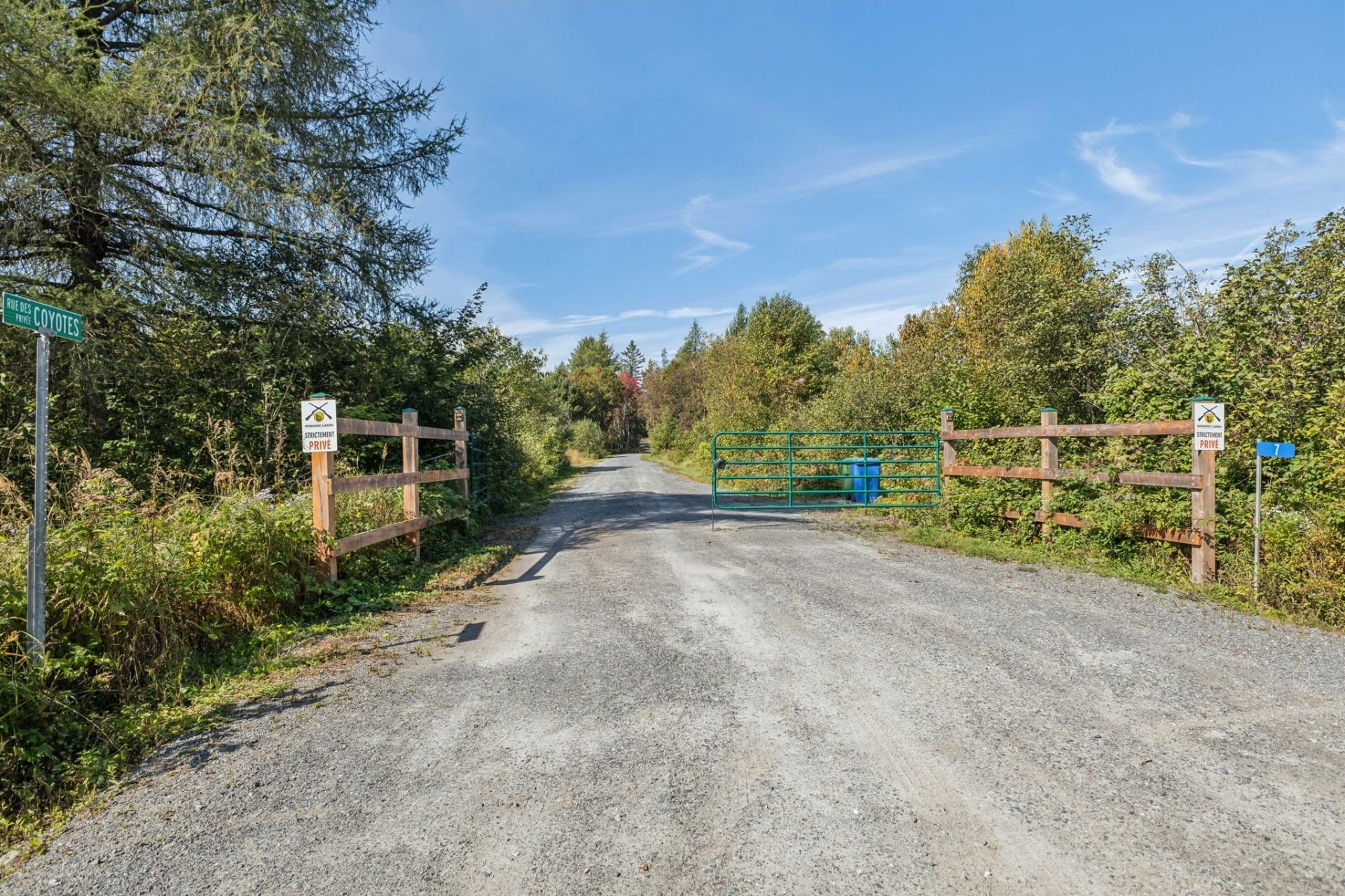 Autre - Chemin / Entrée