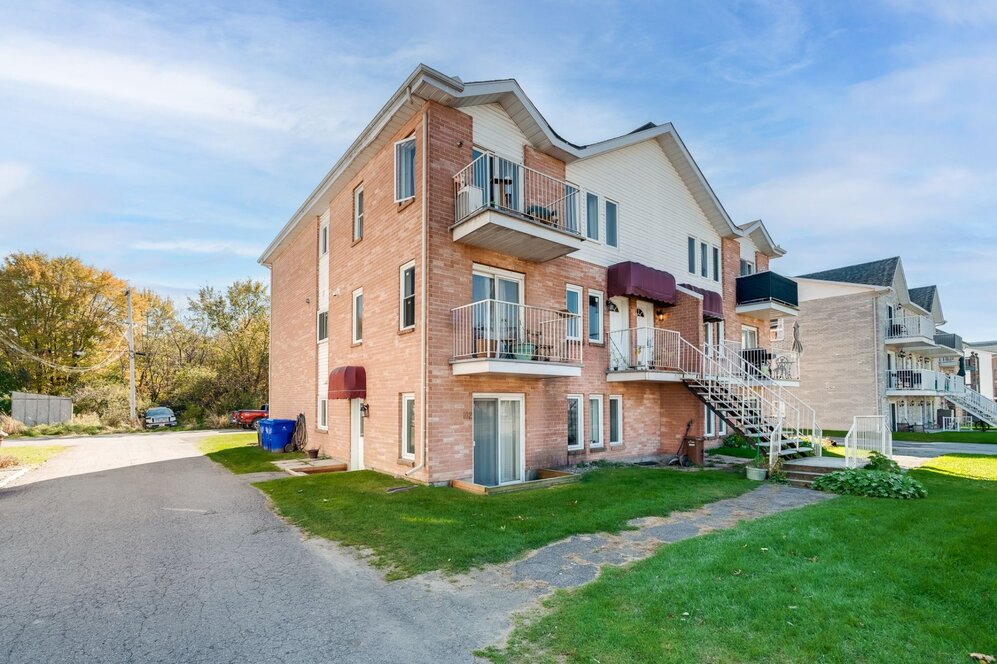 102 Rue Laflamme 