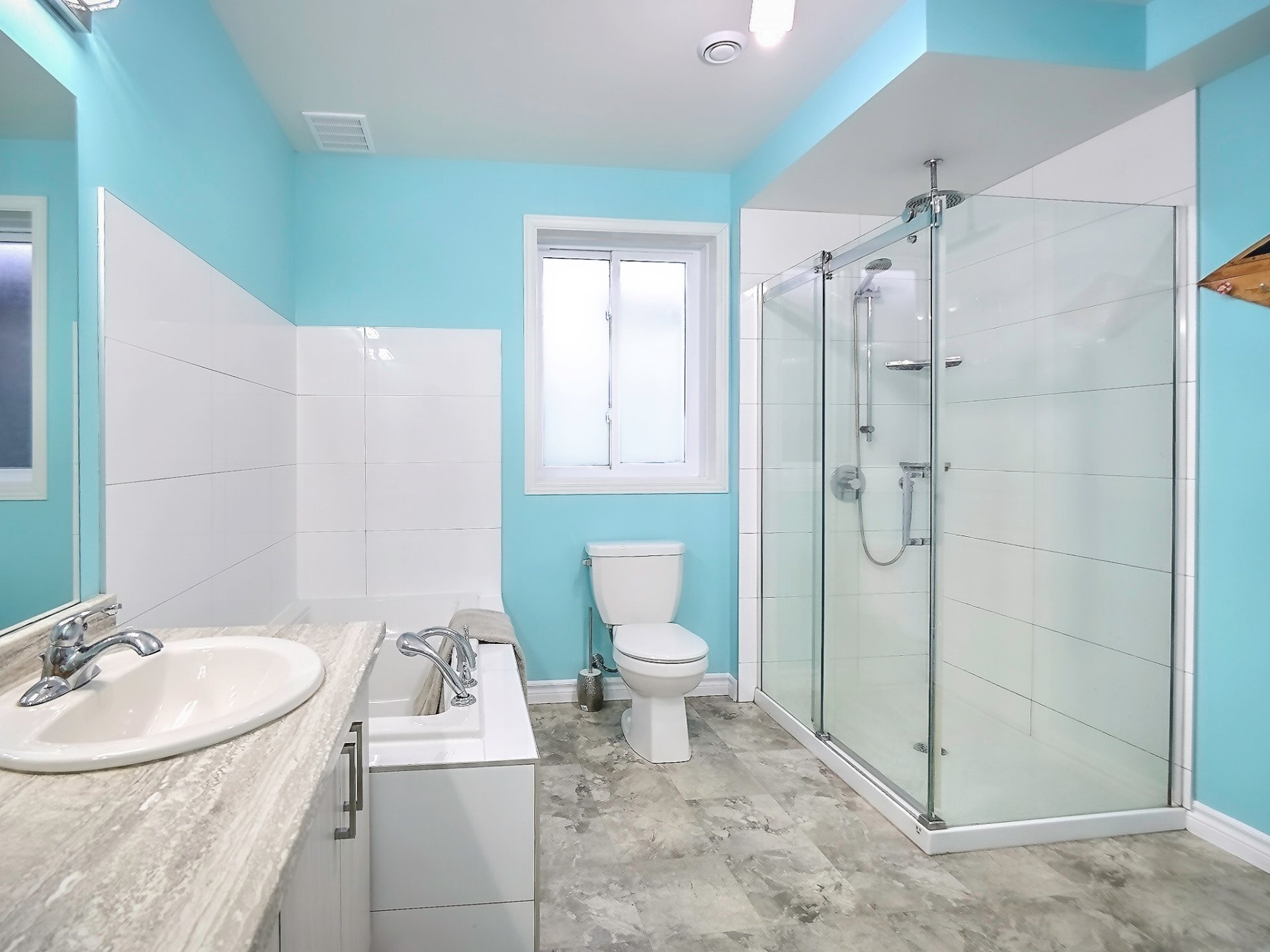 Salle de bains attenante à la CCP