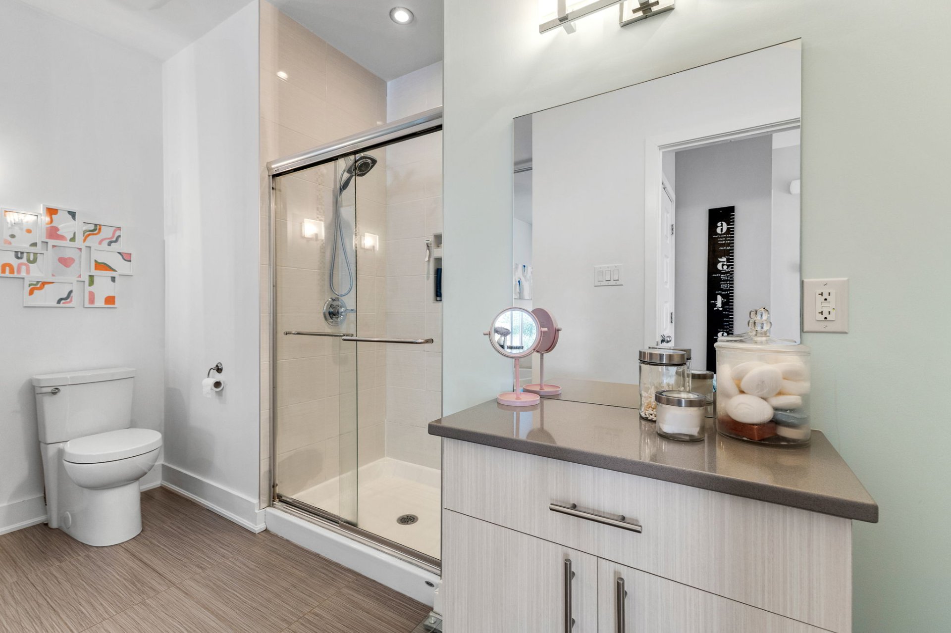 Ensuite bathroom