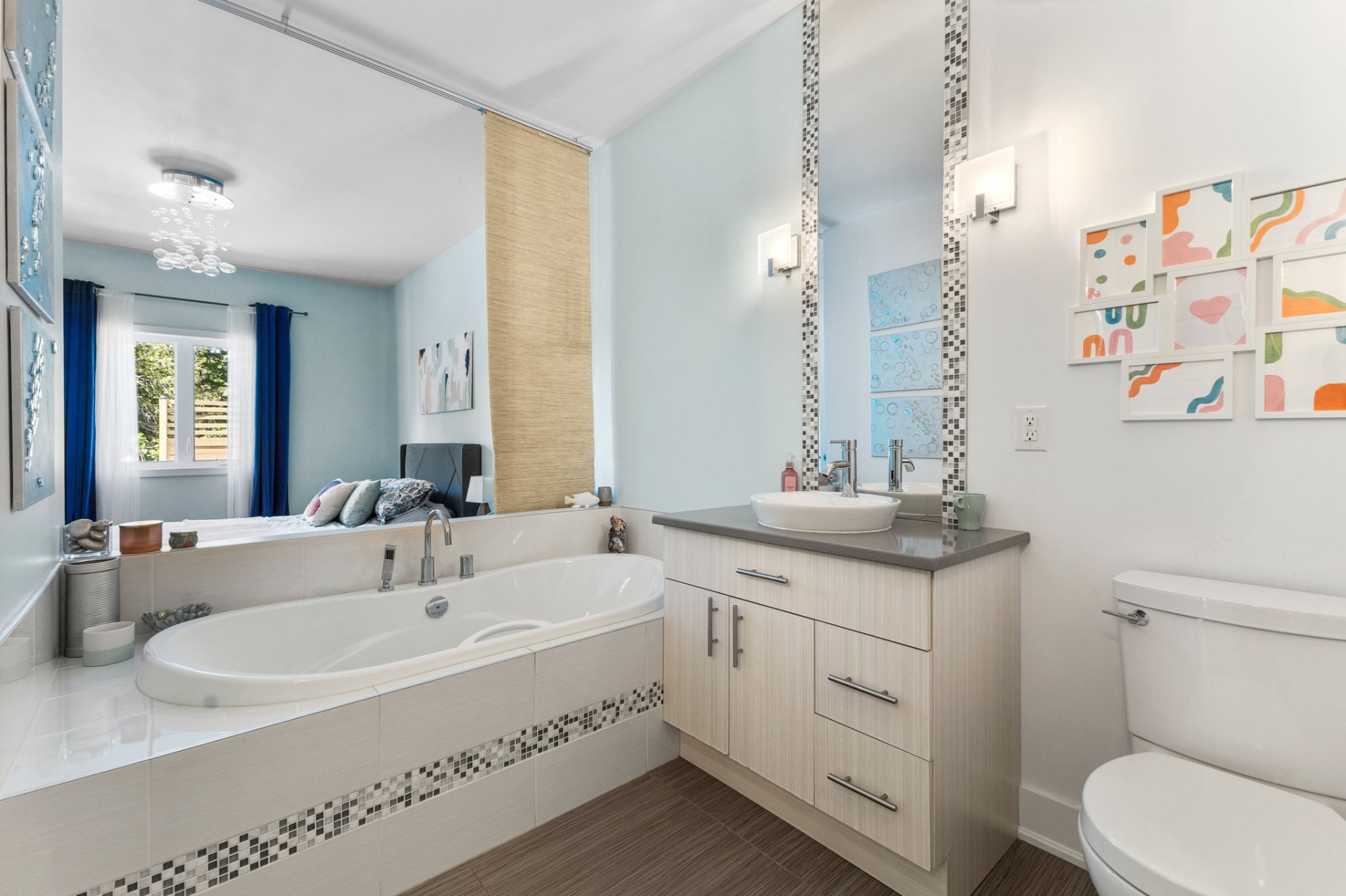 Ensuite bathroom