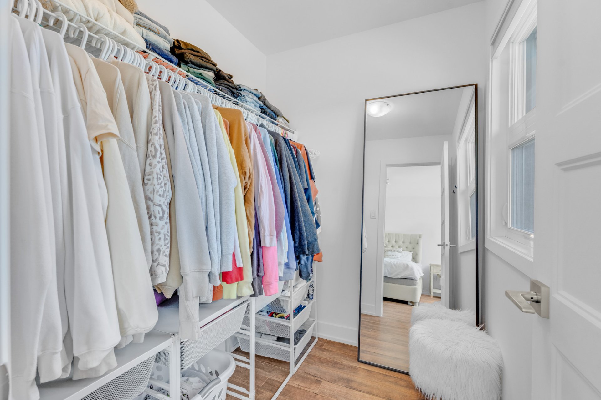 Walk-in closet
