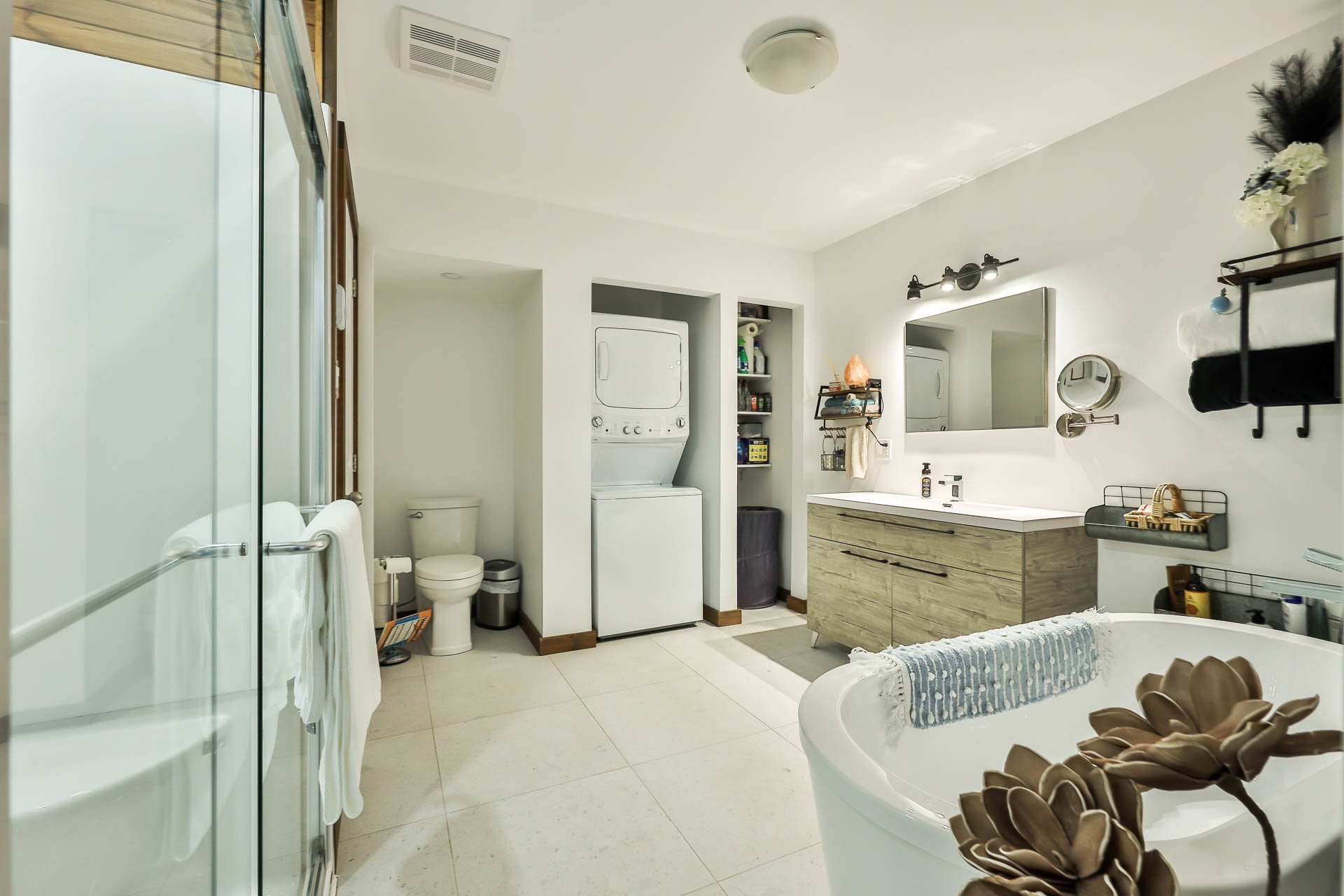Ensuite bathroom