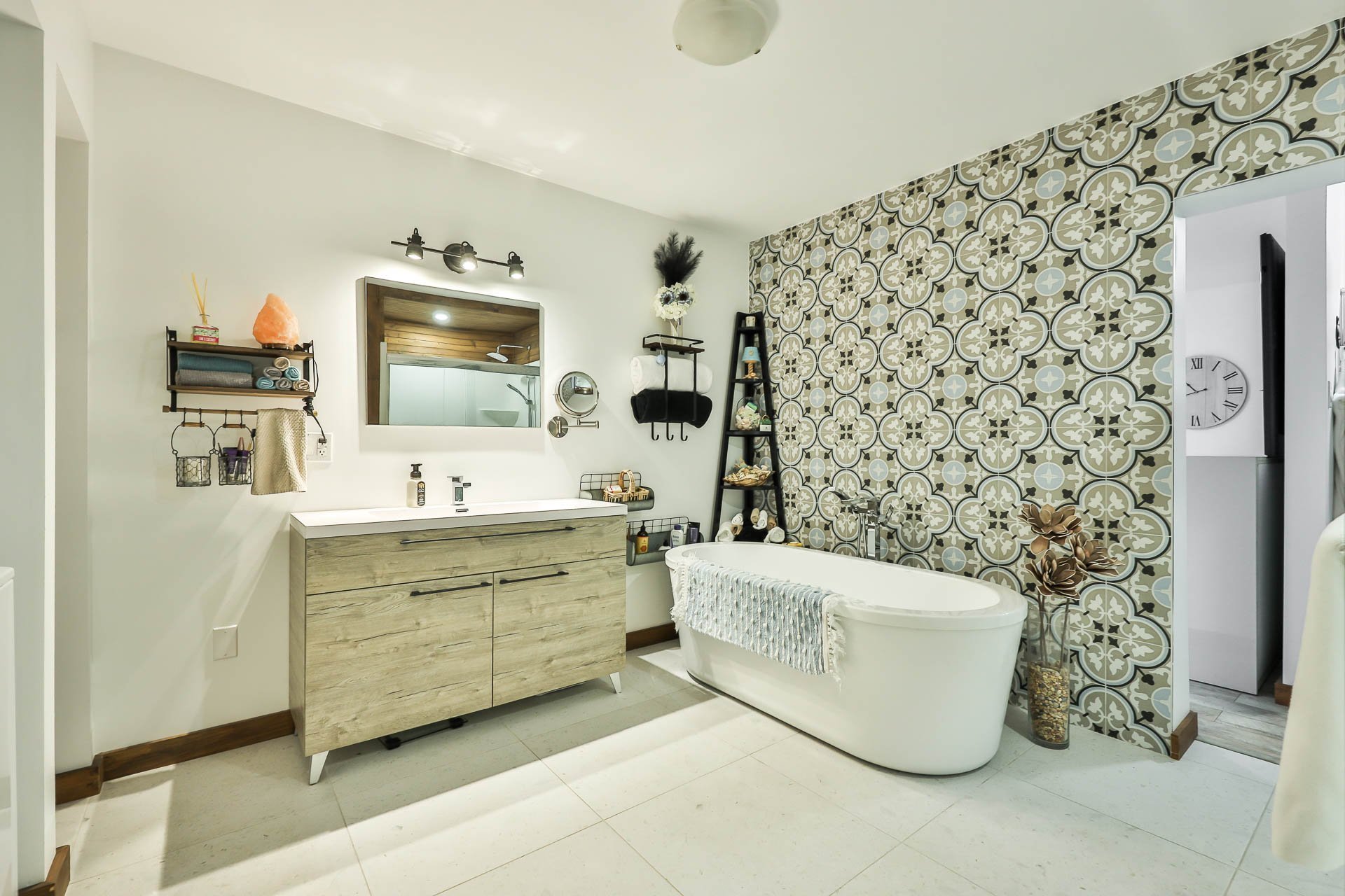 Ensuite bathroom