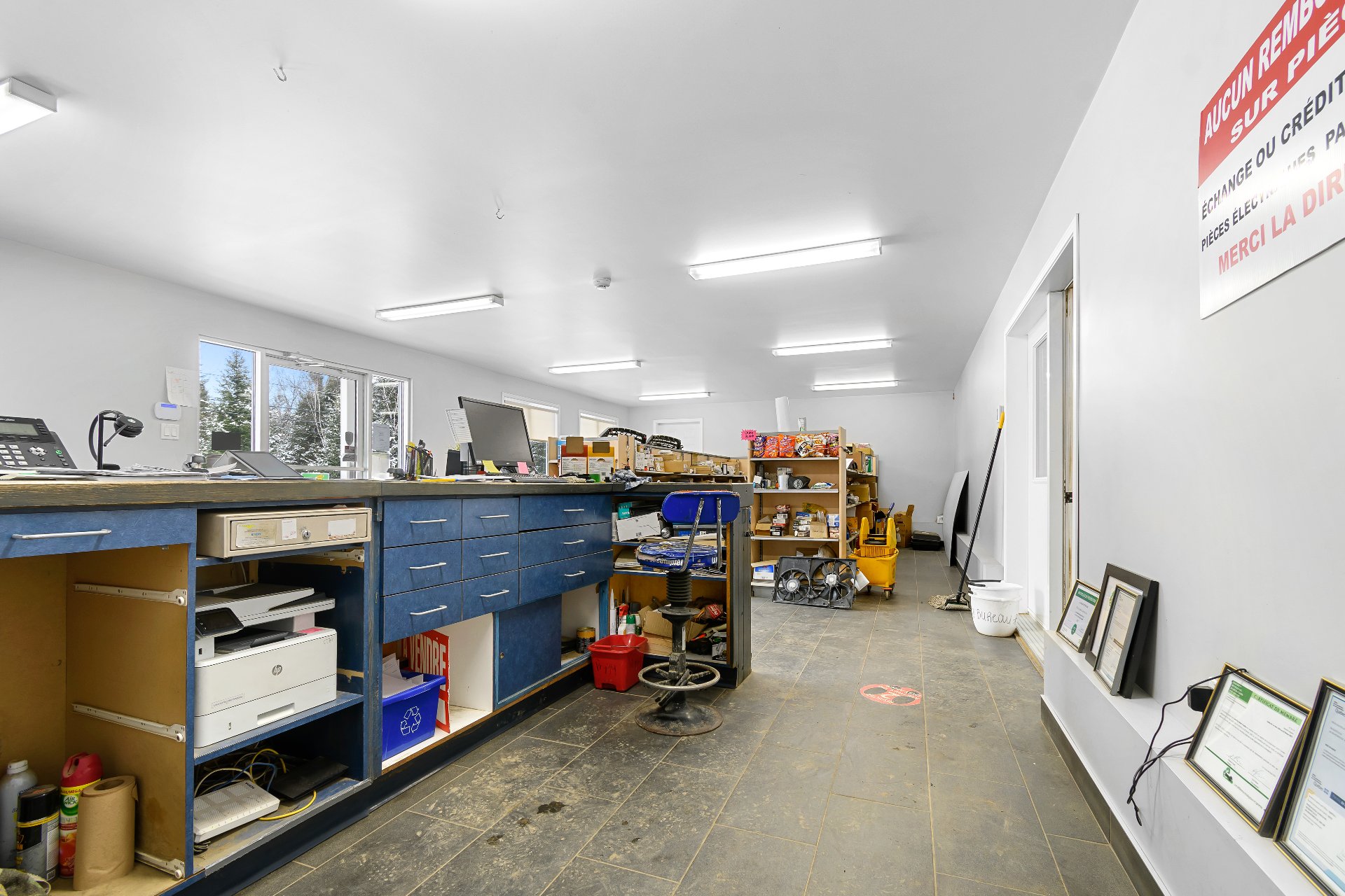 Autre - Comptoir de réception