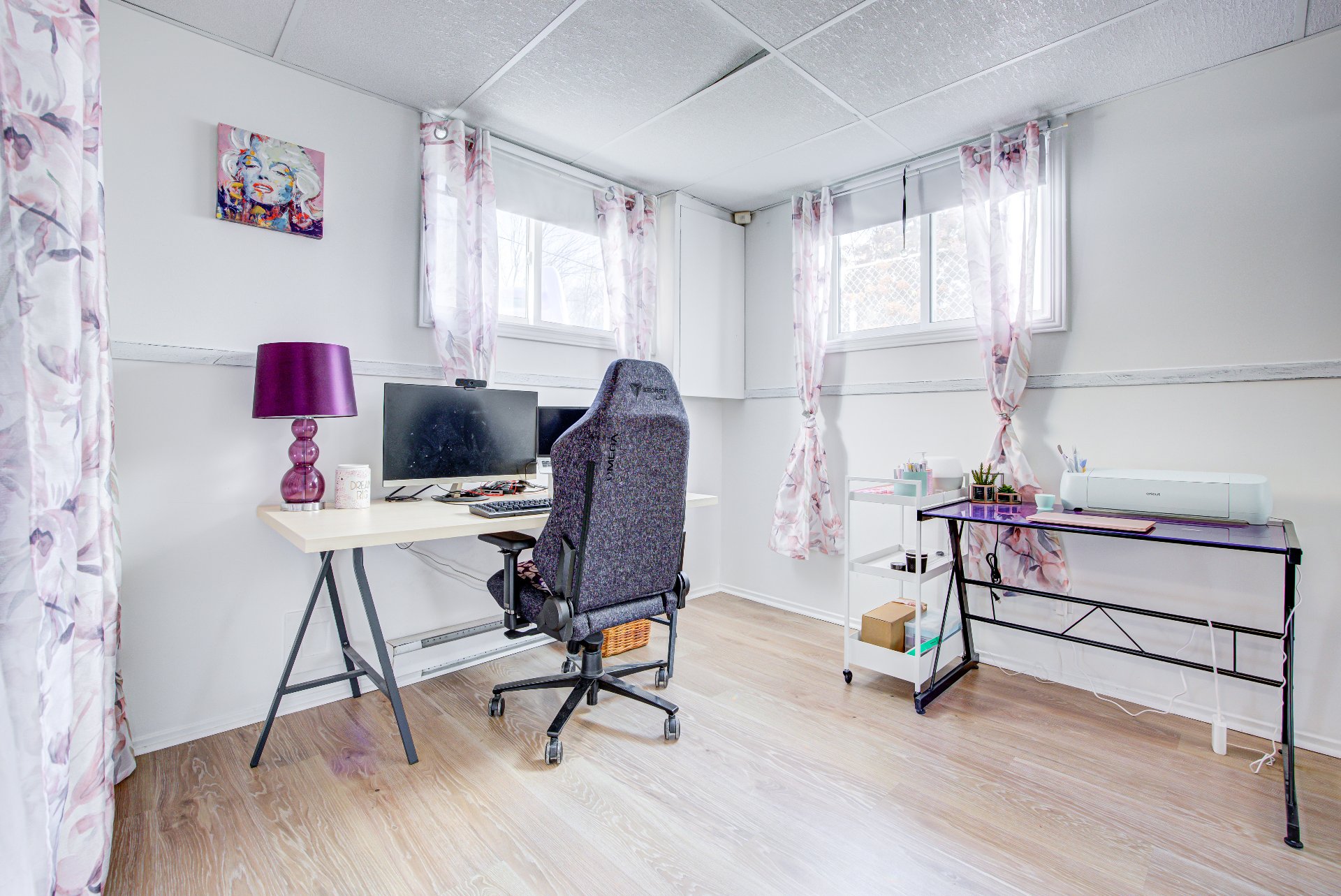 Chambre à coucher - ou bureau