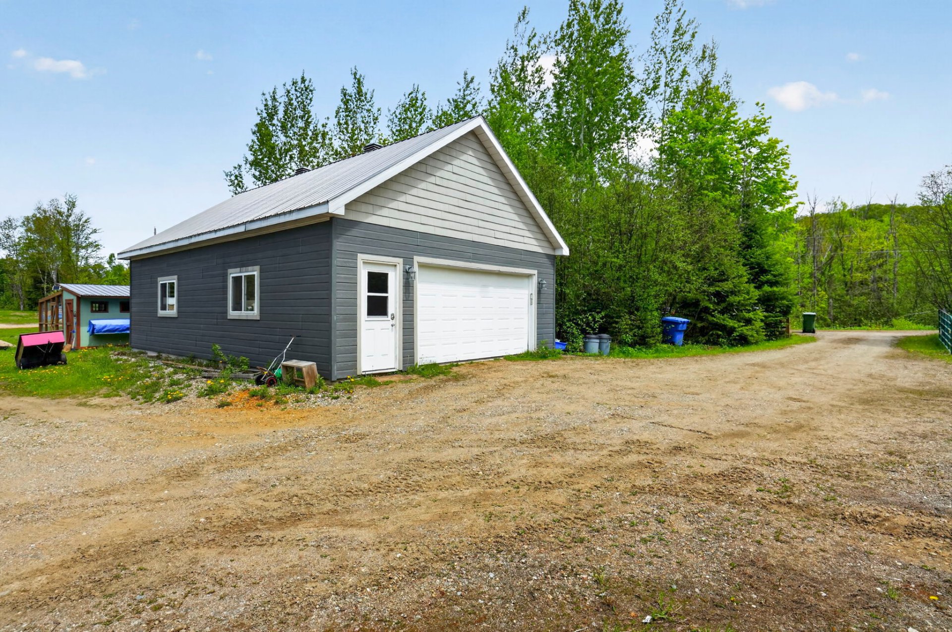 Garage
