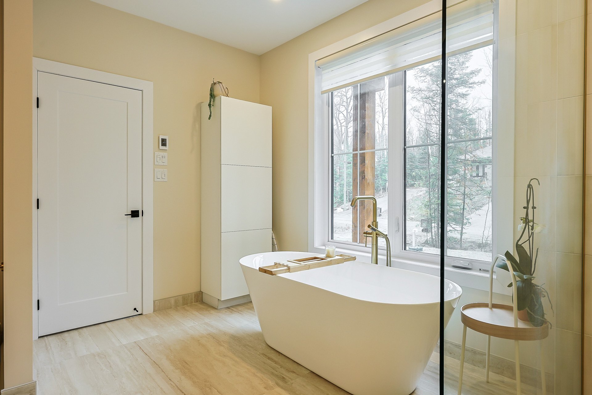 Ensuite bathroom