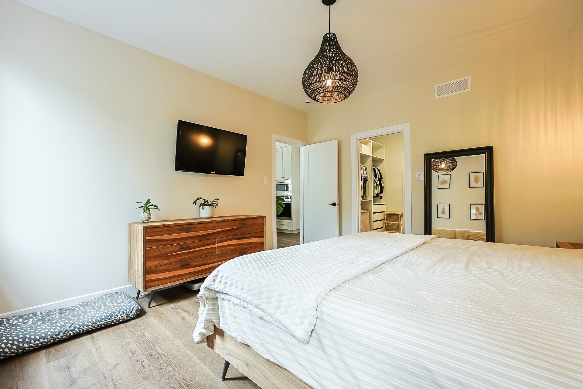 Master bedroom