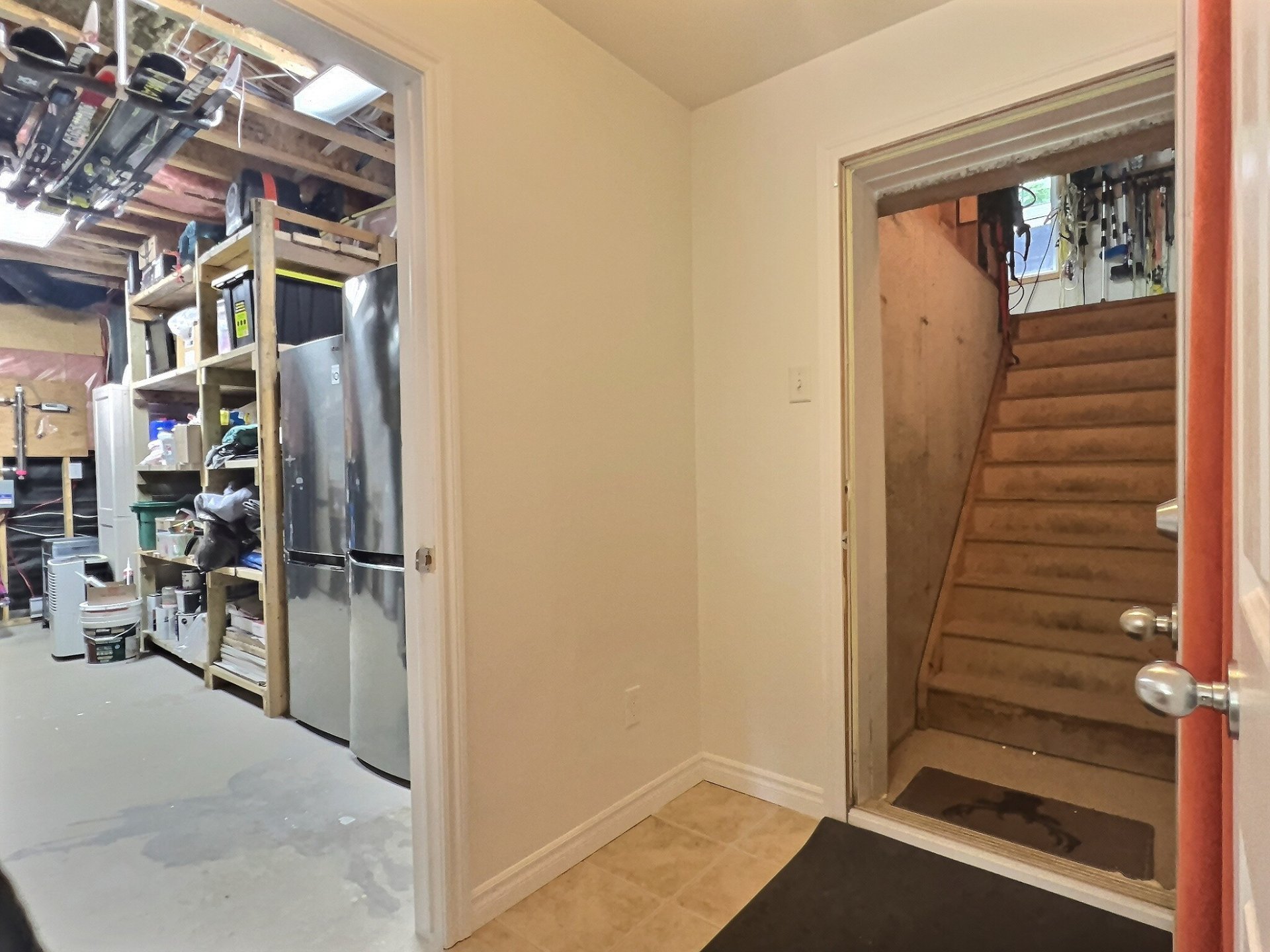 Autre - Entrée du garage au s-sol