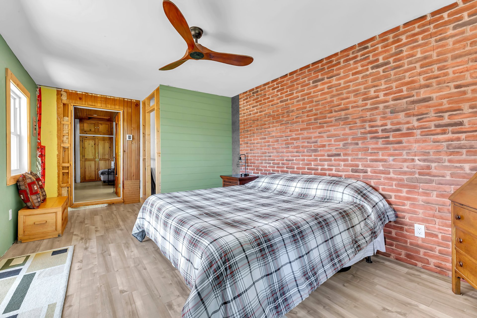 Primary bedroom