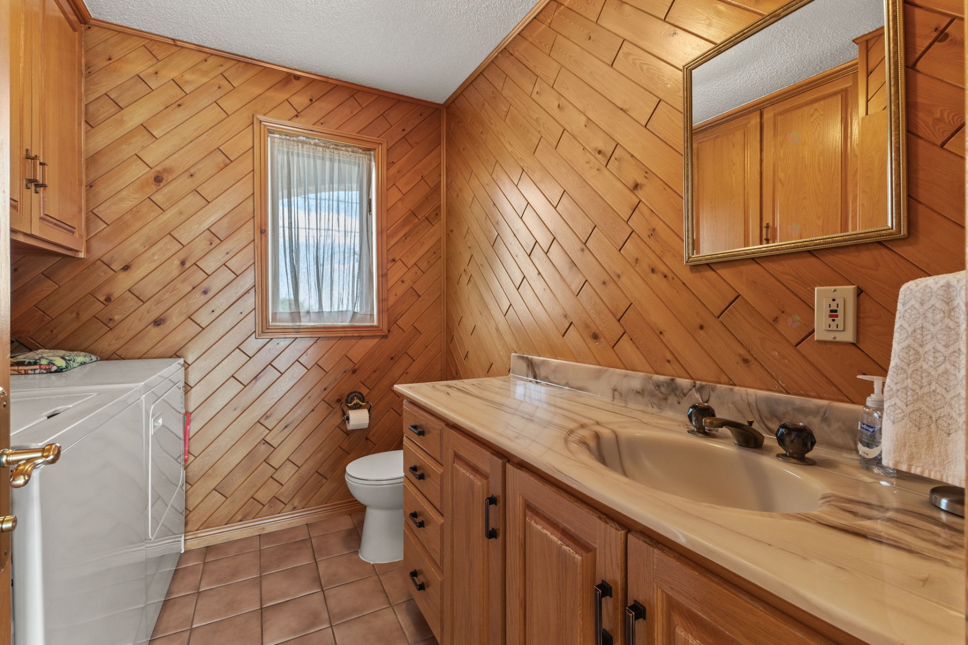 Powder room