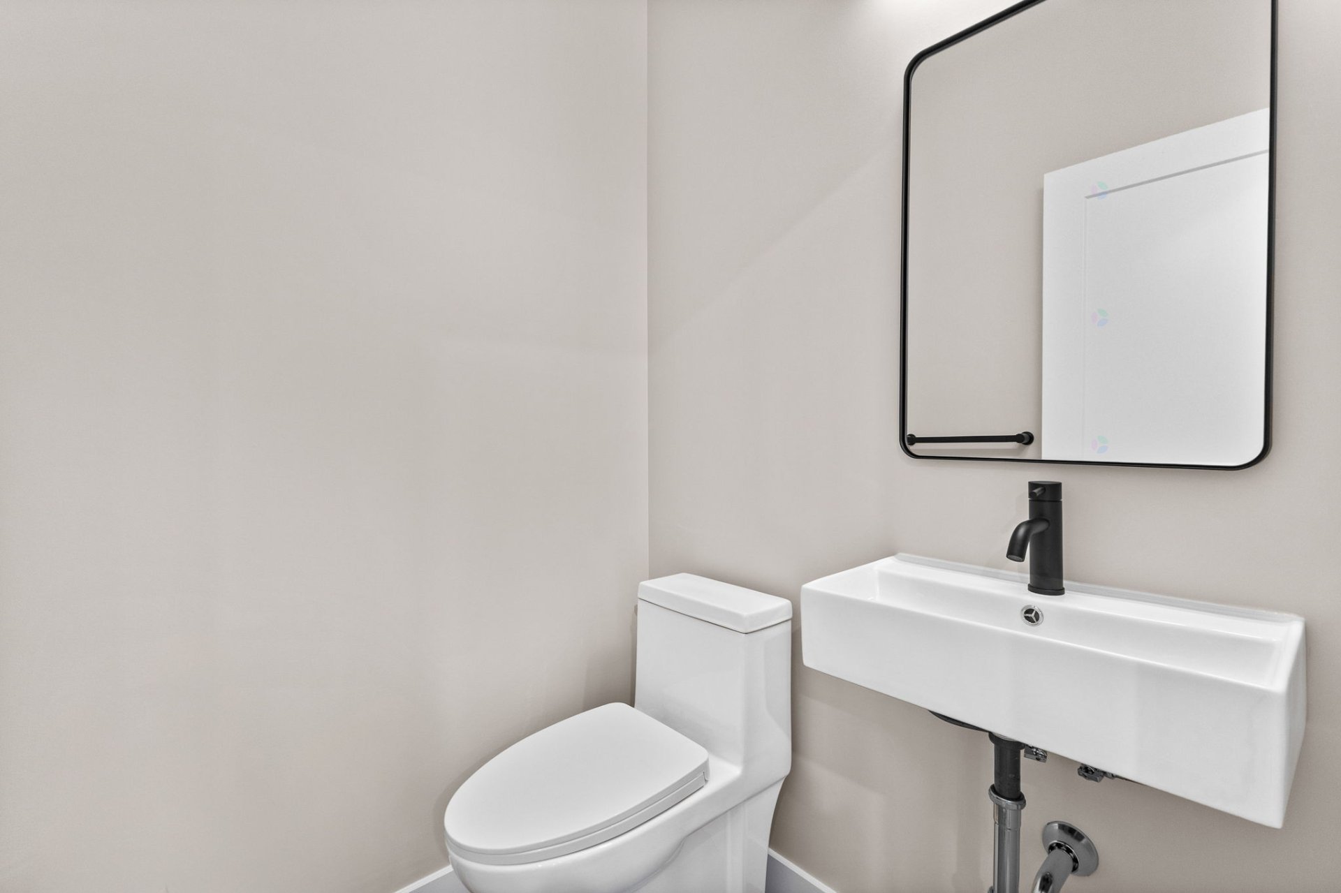 Powder room