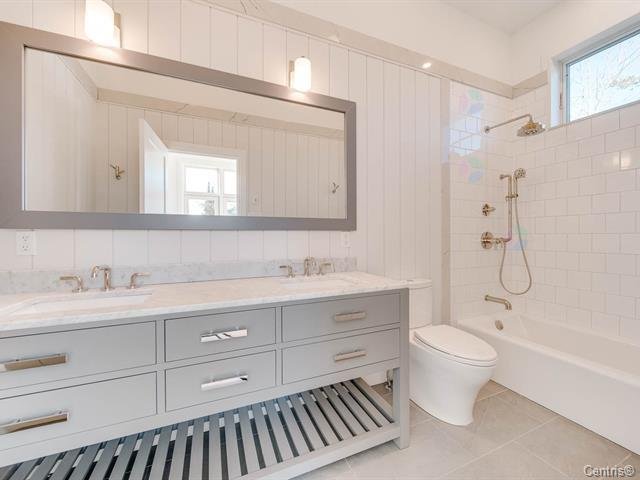 Salle de bains attenante à la CCP