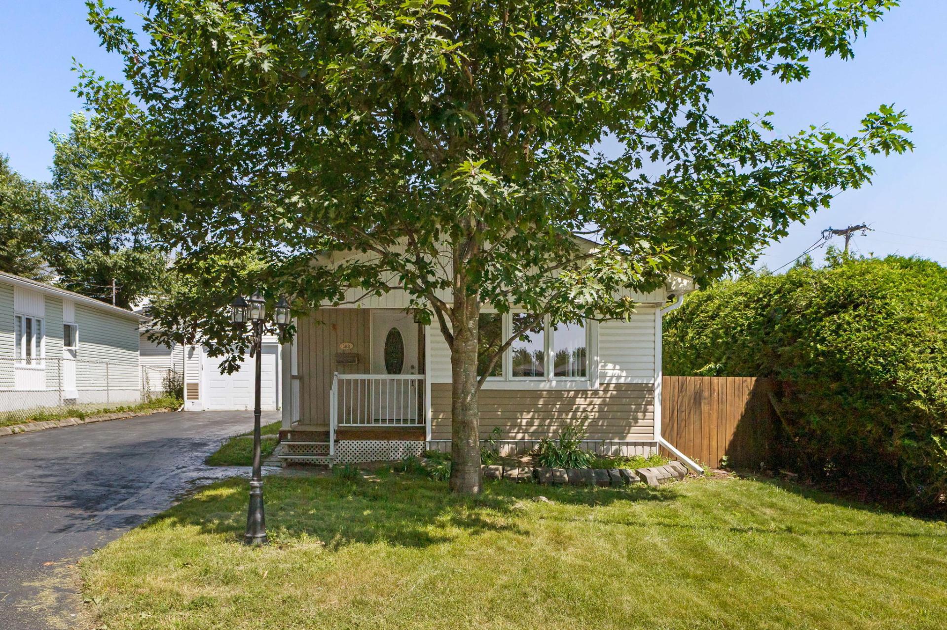 163 Rue Bertrand