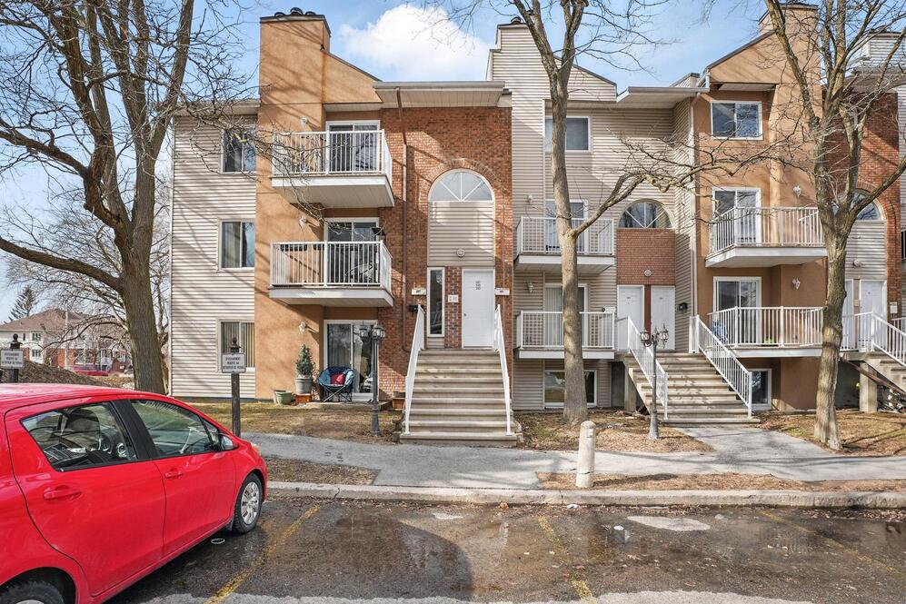 387 Boul. St-Raymond 