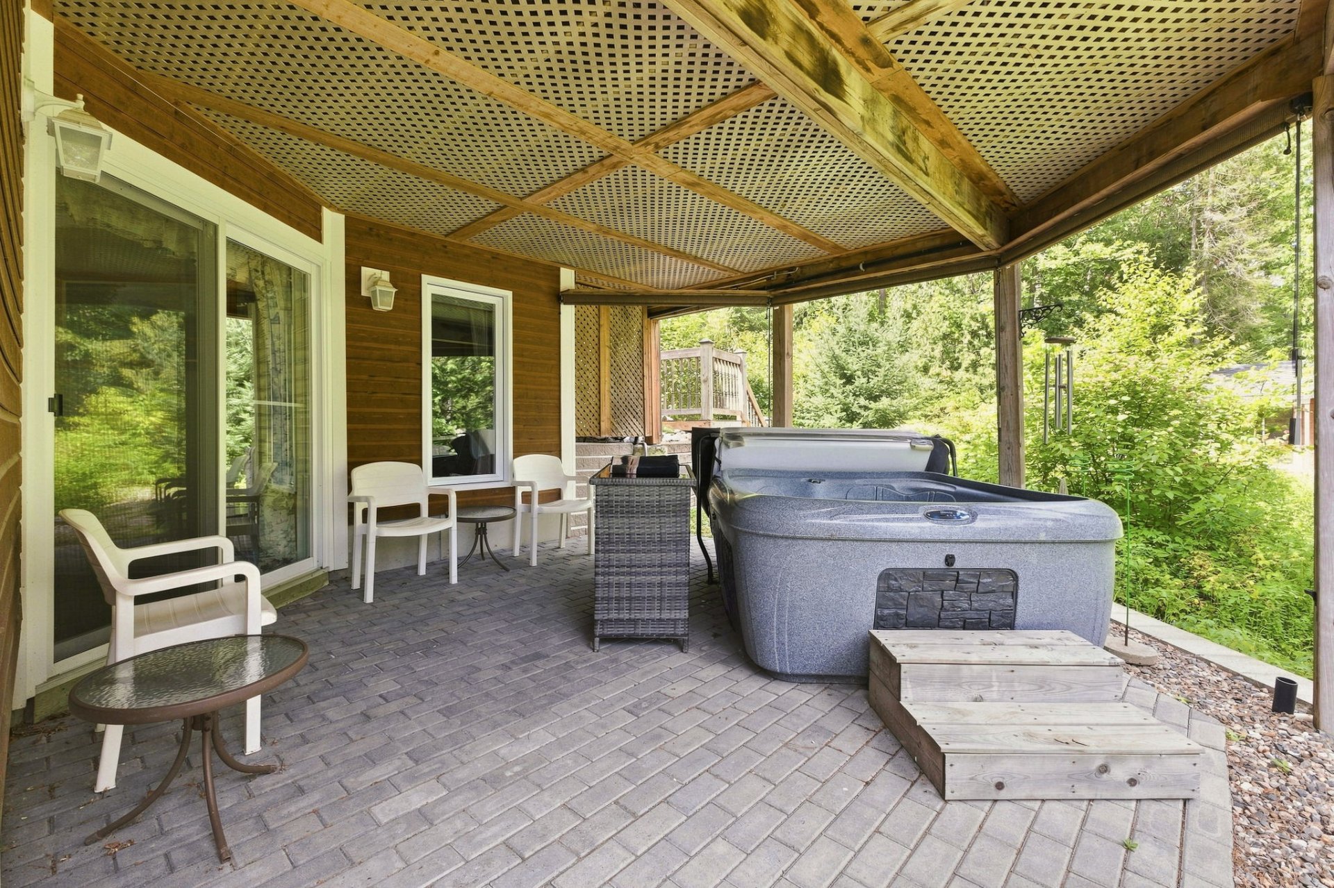 Hot tub