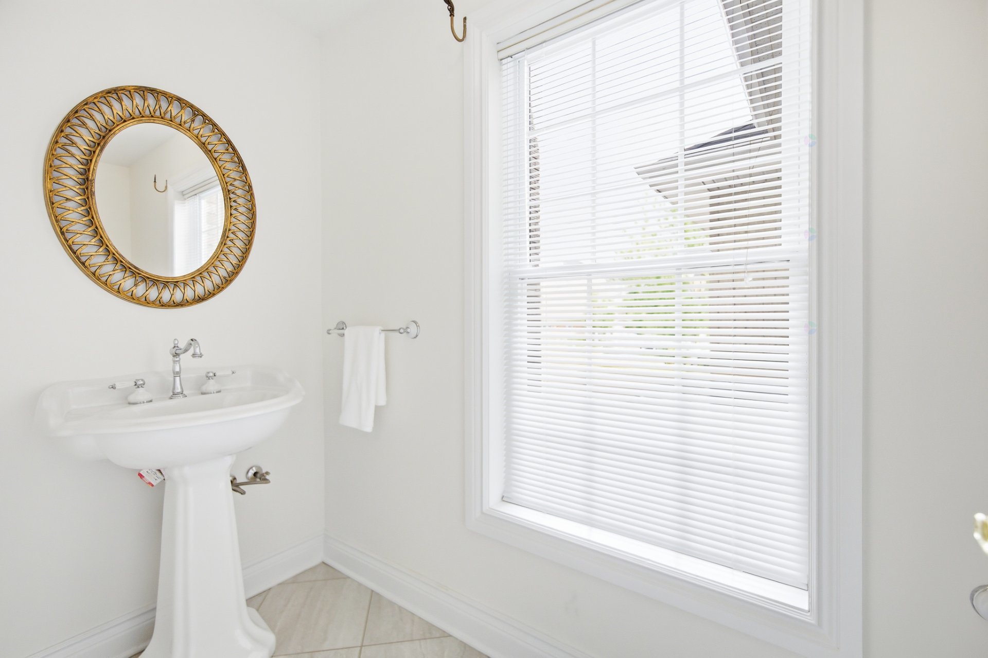 Powder room