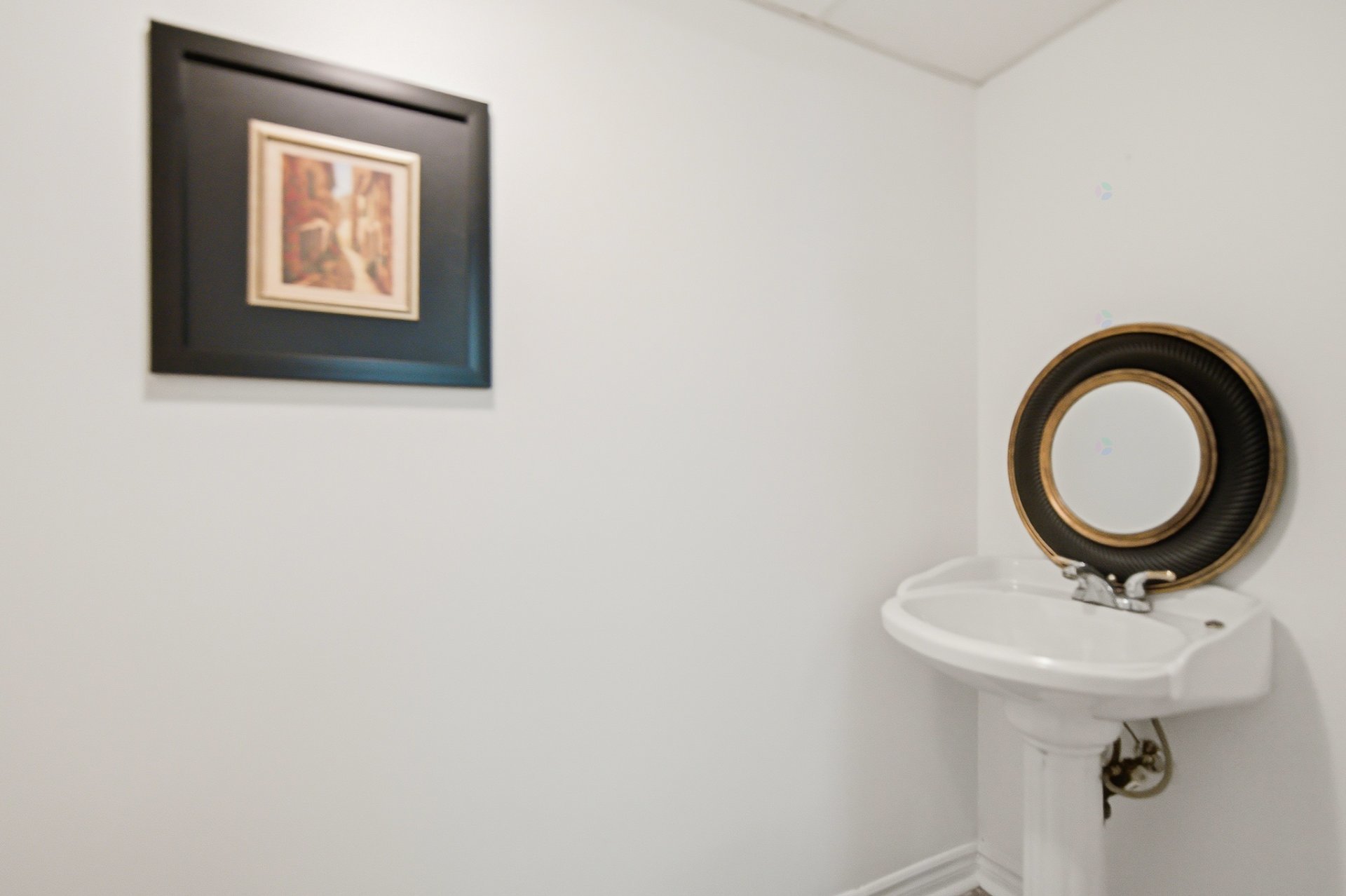 Powder room