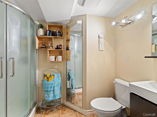 Powder room