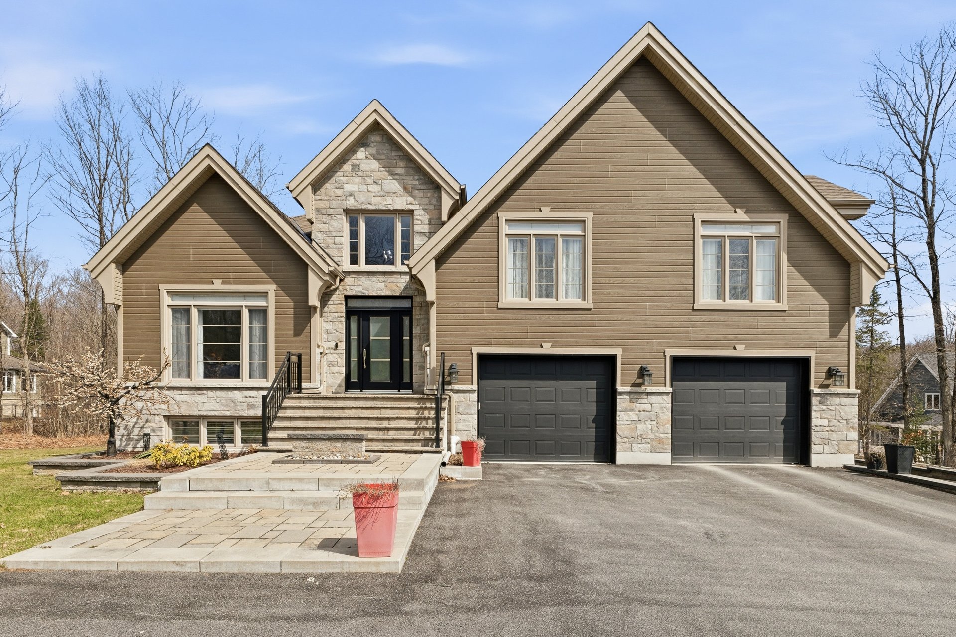 8 Imp. du Parc-Central 