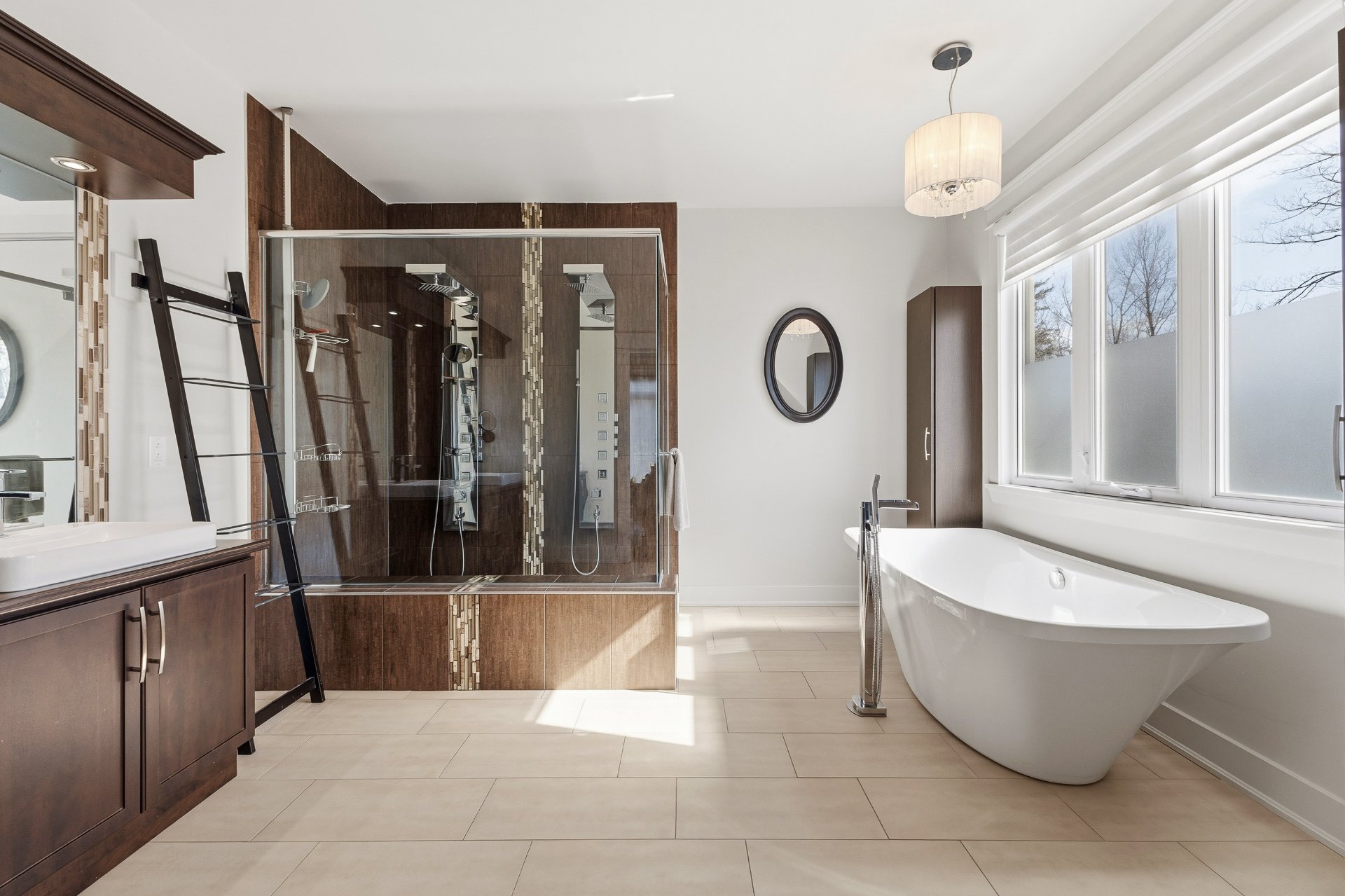 Salle de bains attenante à la CCP