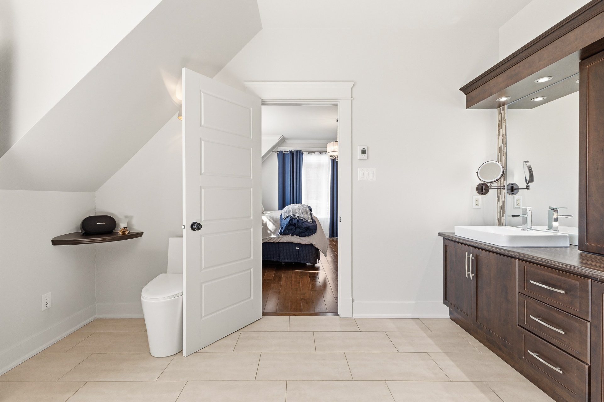 Salle de bains attenante à la CCP