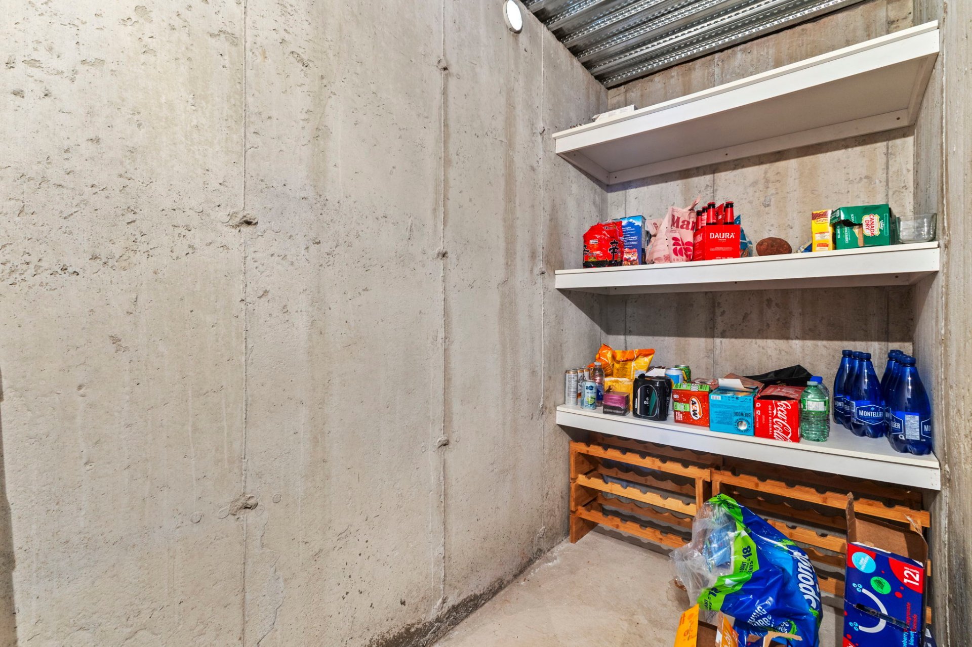 Cave/ chambre froide