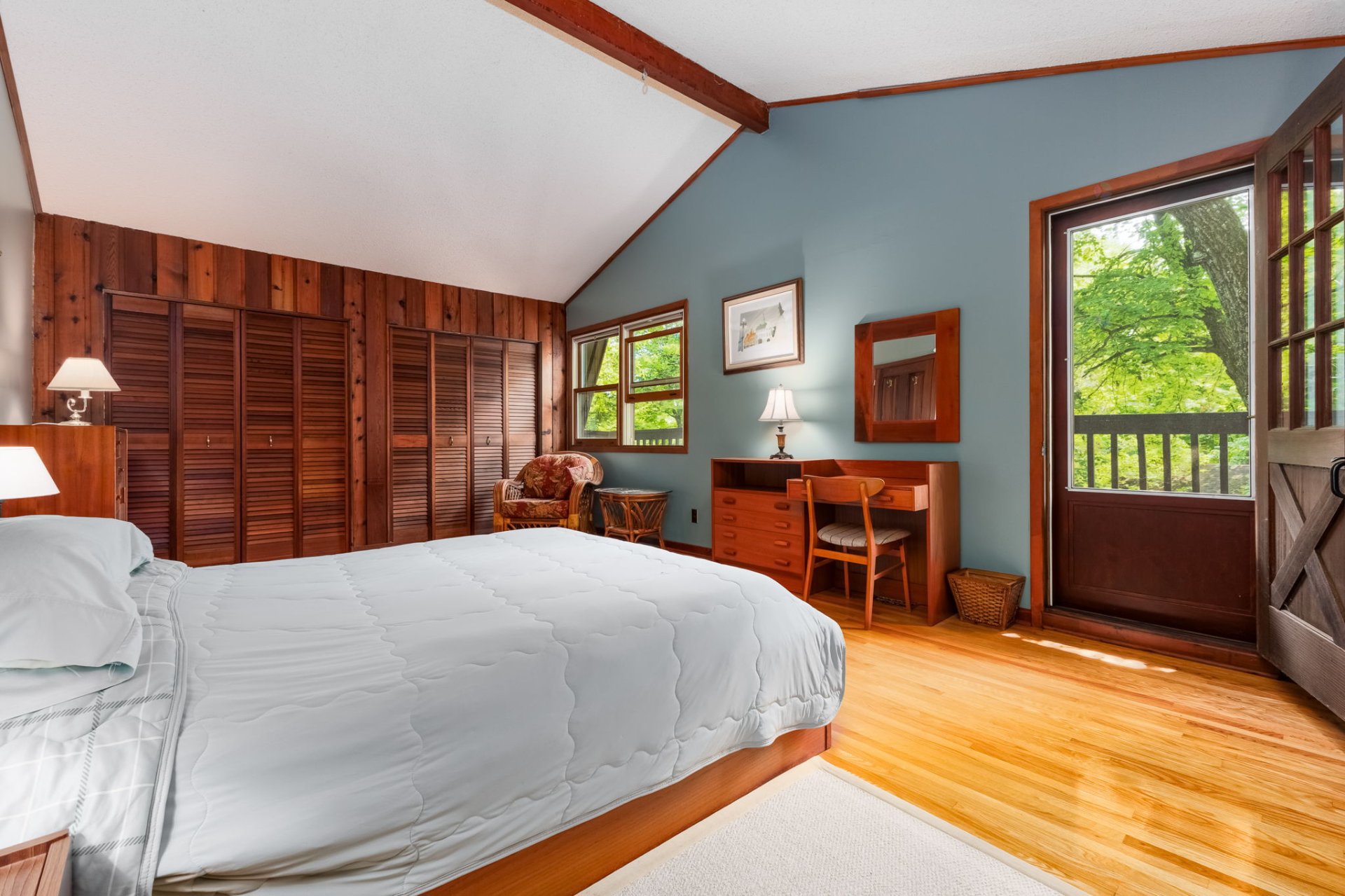 Primary bedroom