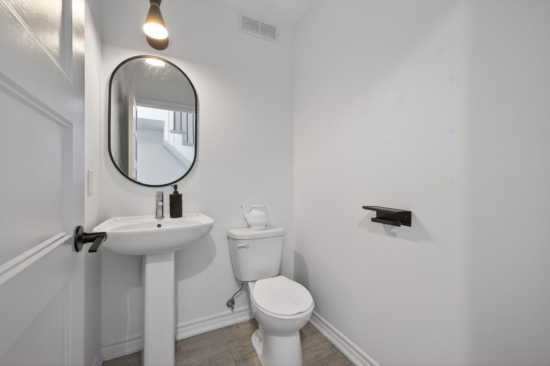 Powder room