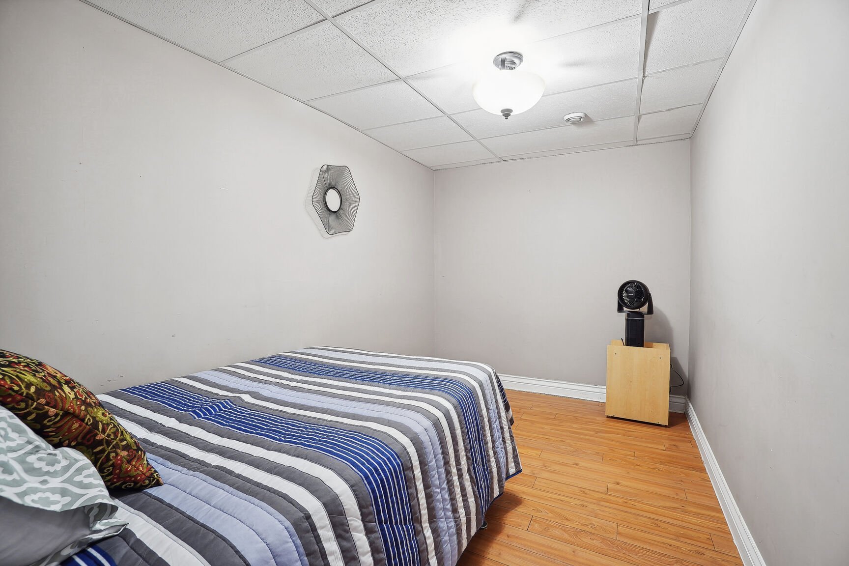 Bureau - utilisé en chambre