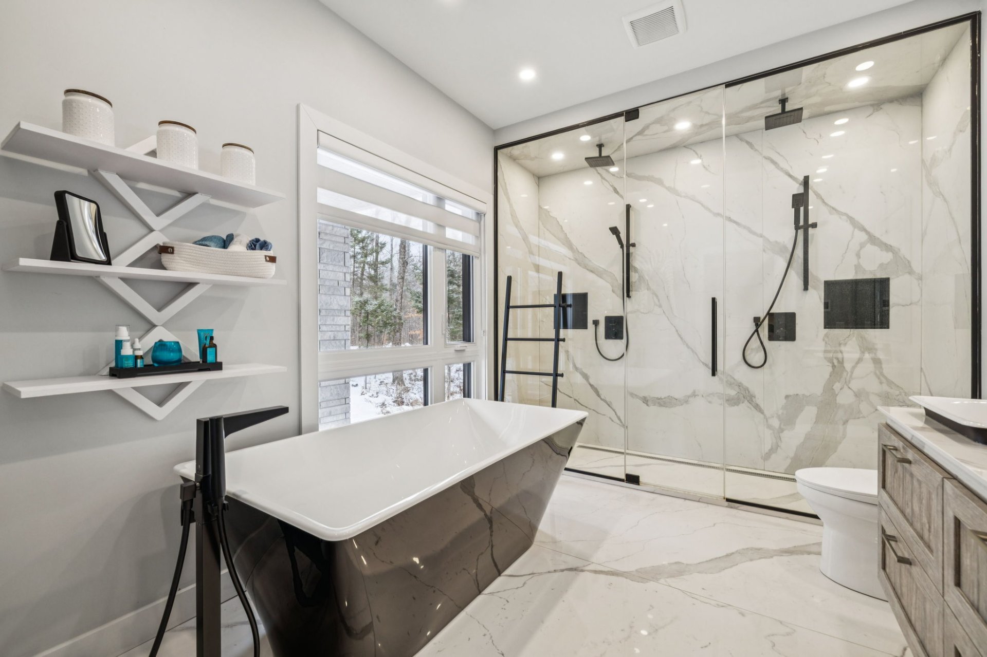 Salle de bains attenante à la CCP