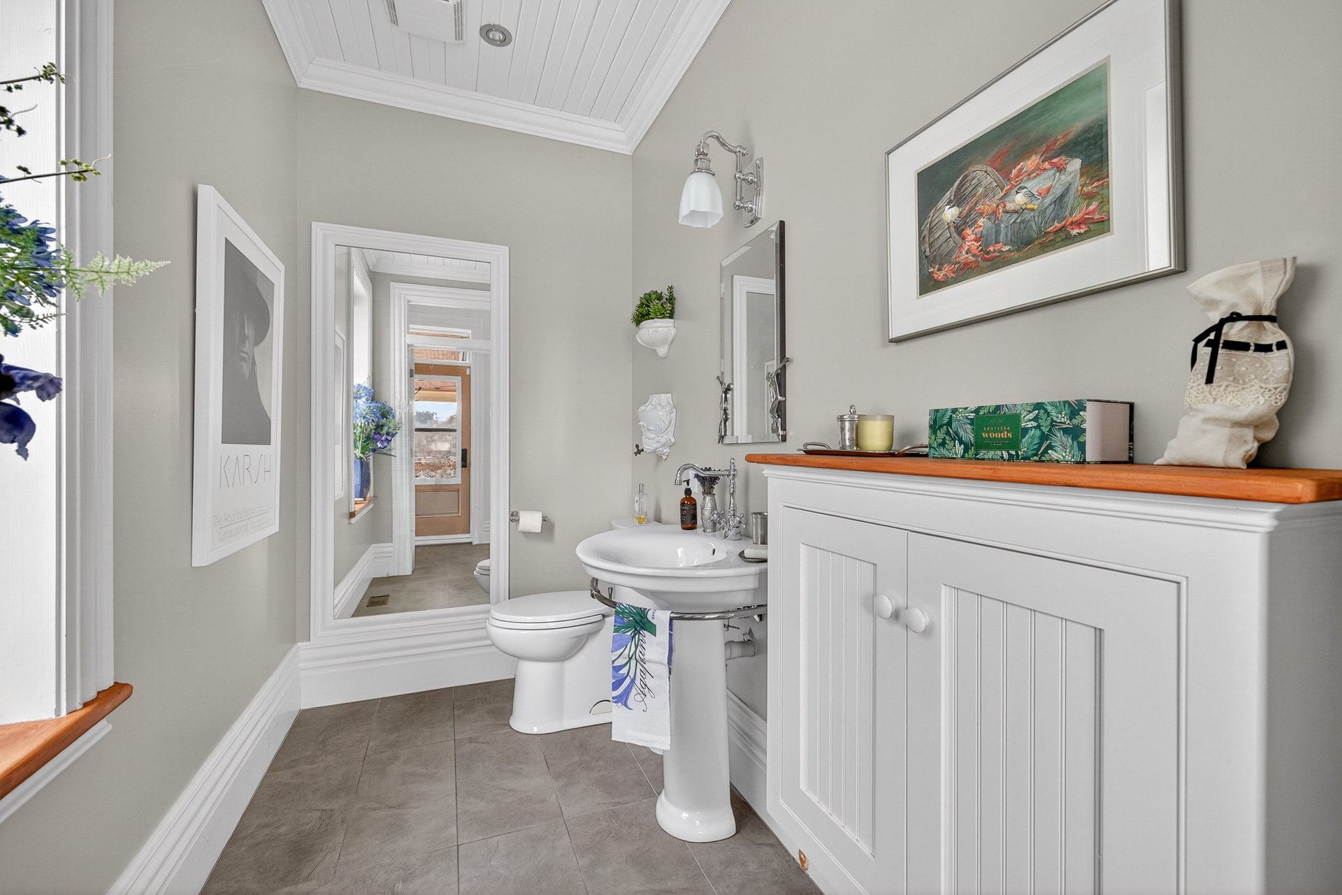 Washroom - 1st floor