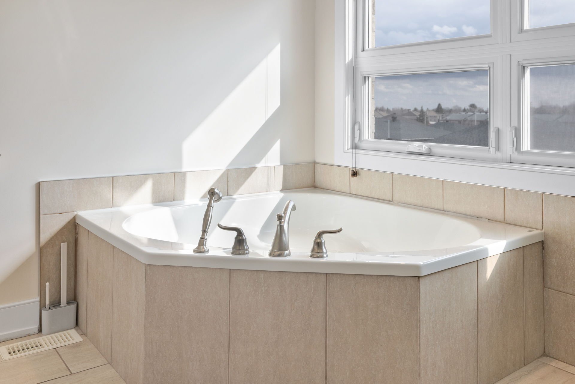 Ensuite bathroom