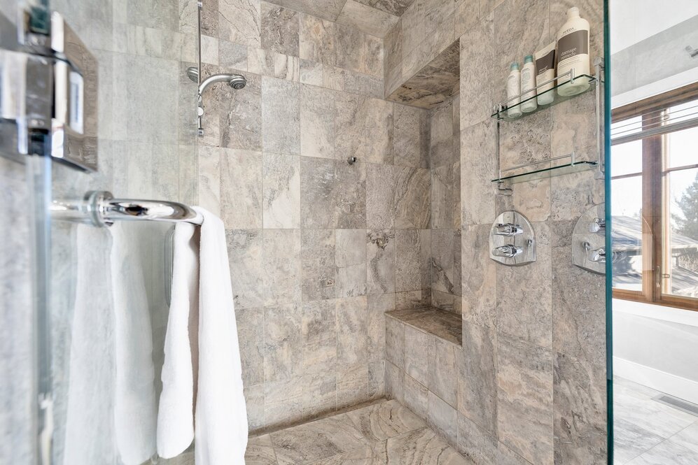 Salle de bains attenante à la CCP