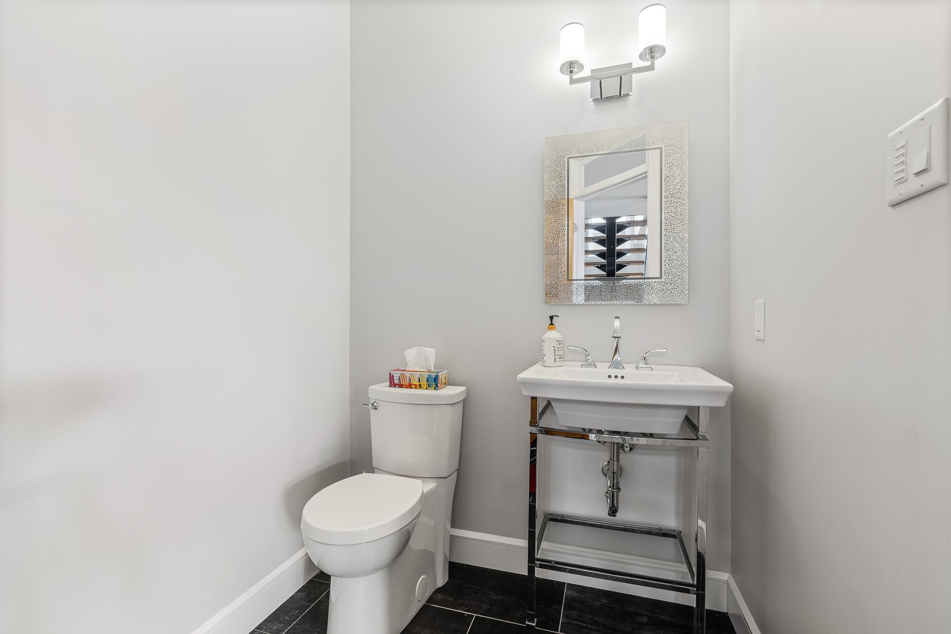 Powder room