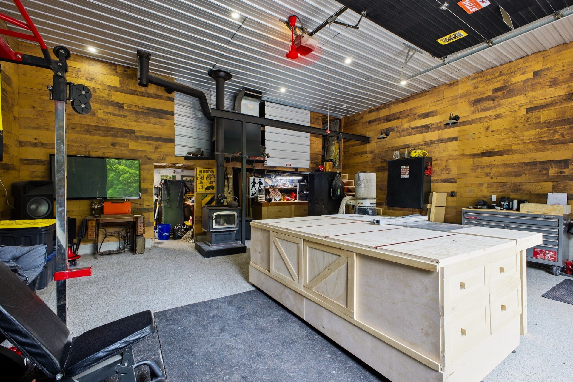 Garage