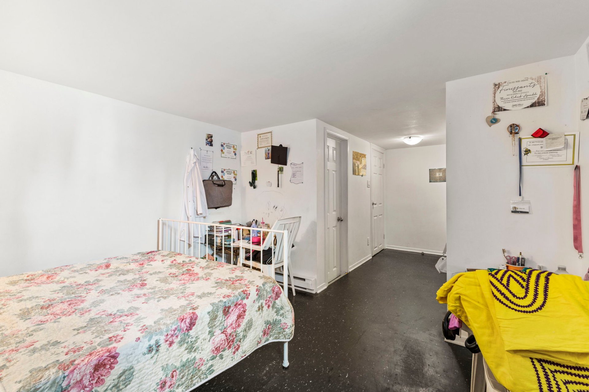 Chambre à coucher - #224