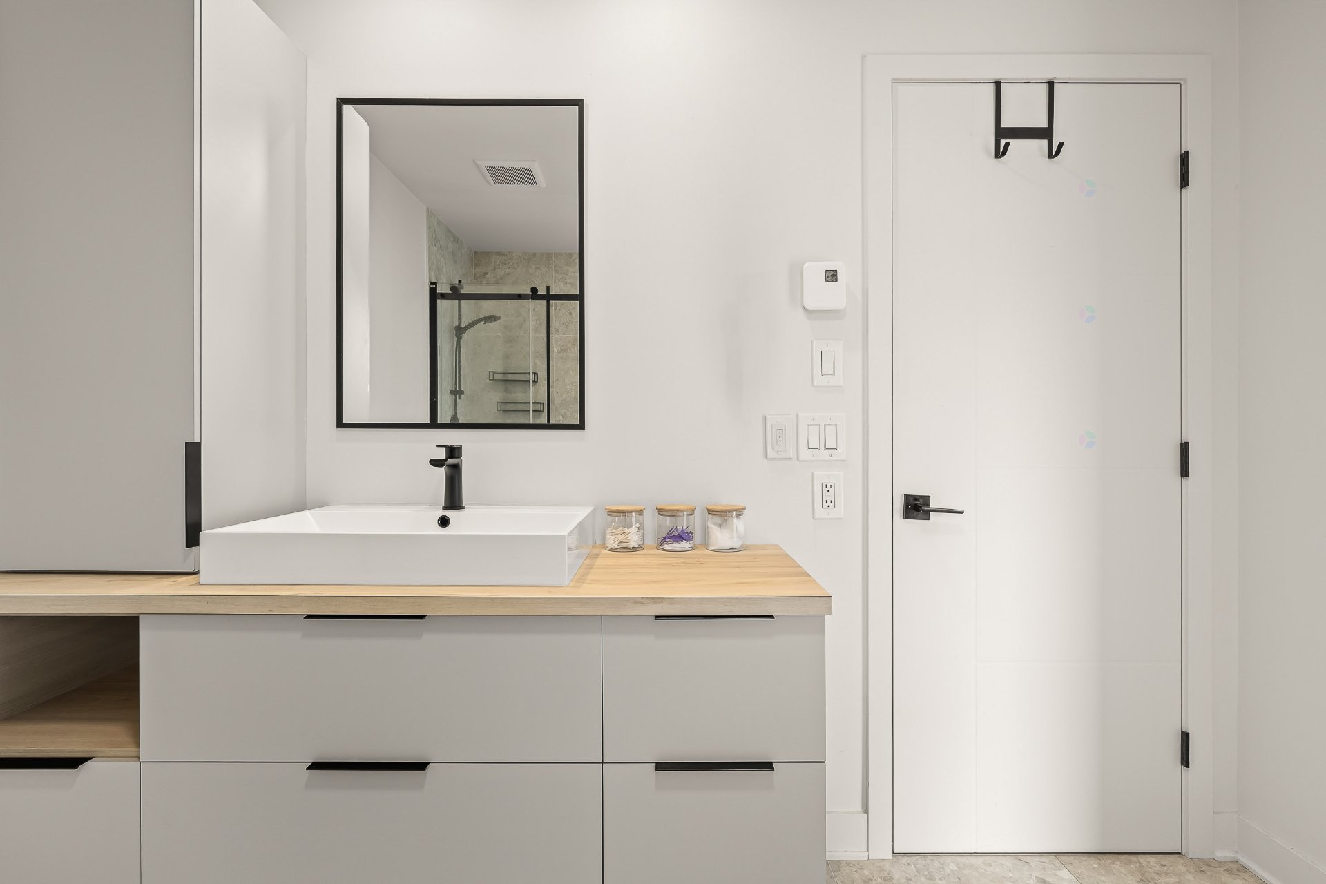 Ensuite bathroom