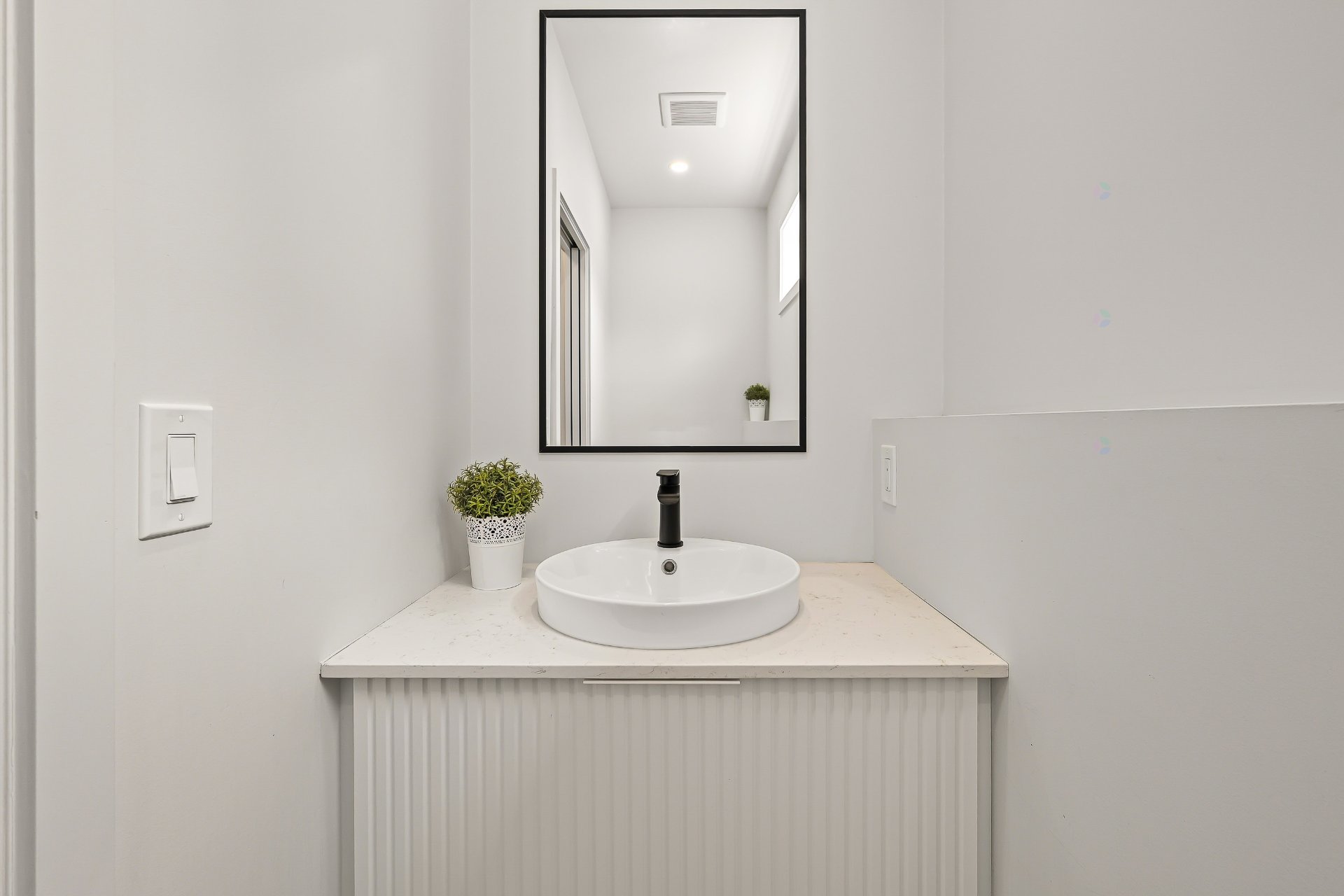 Powder room