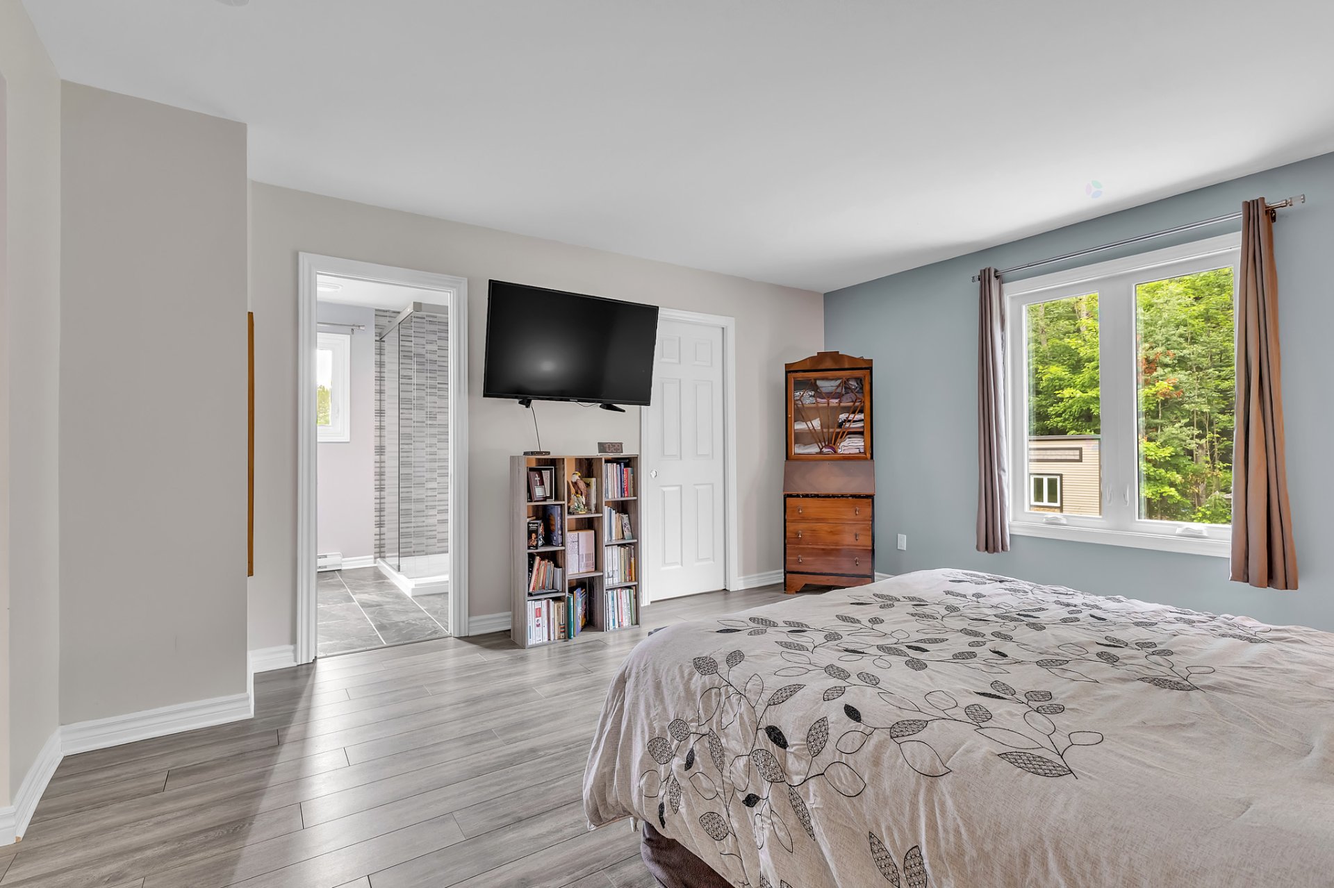 Primary bedroom