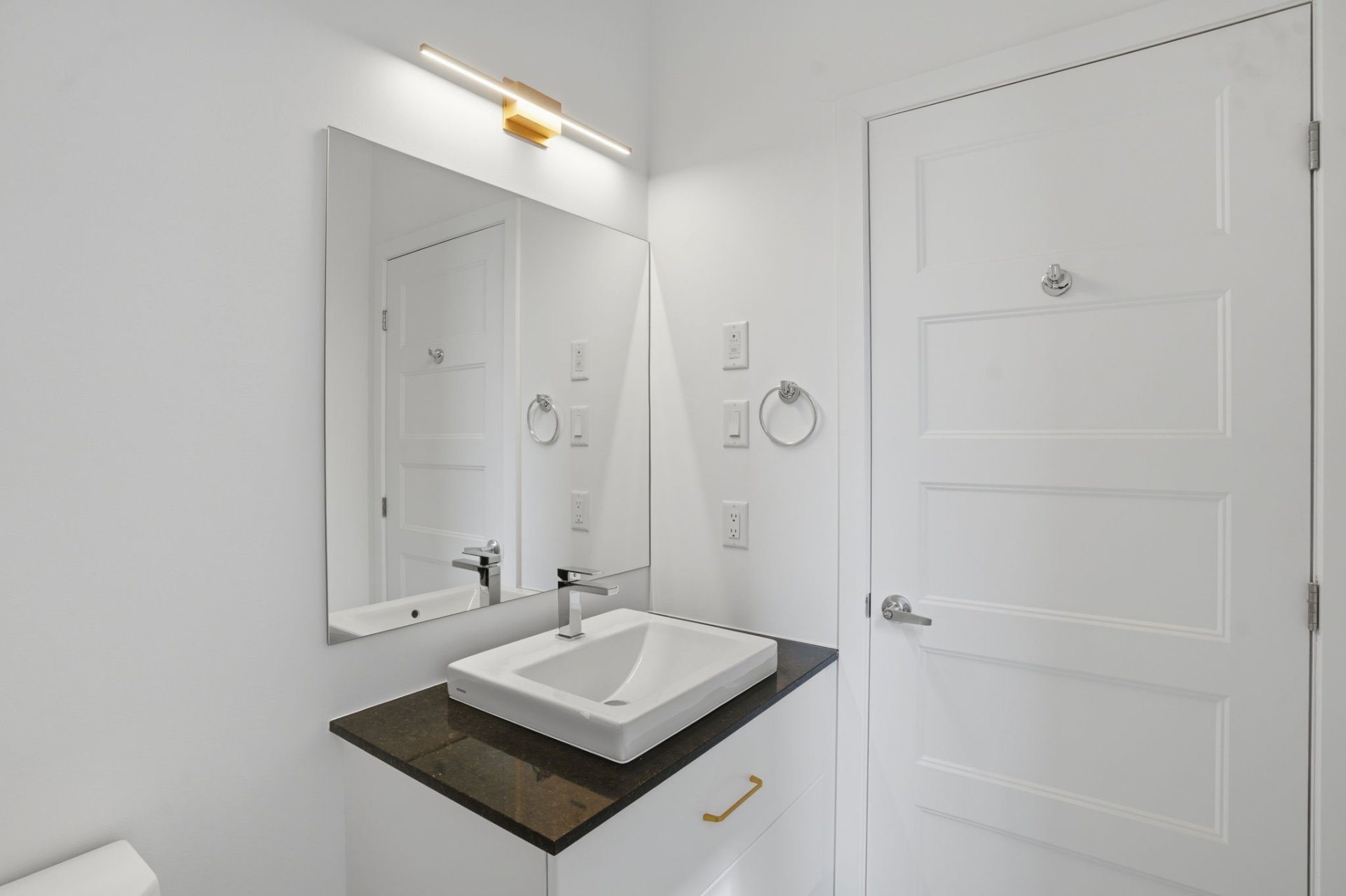 Powder room
