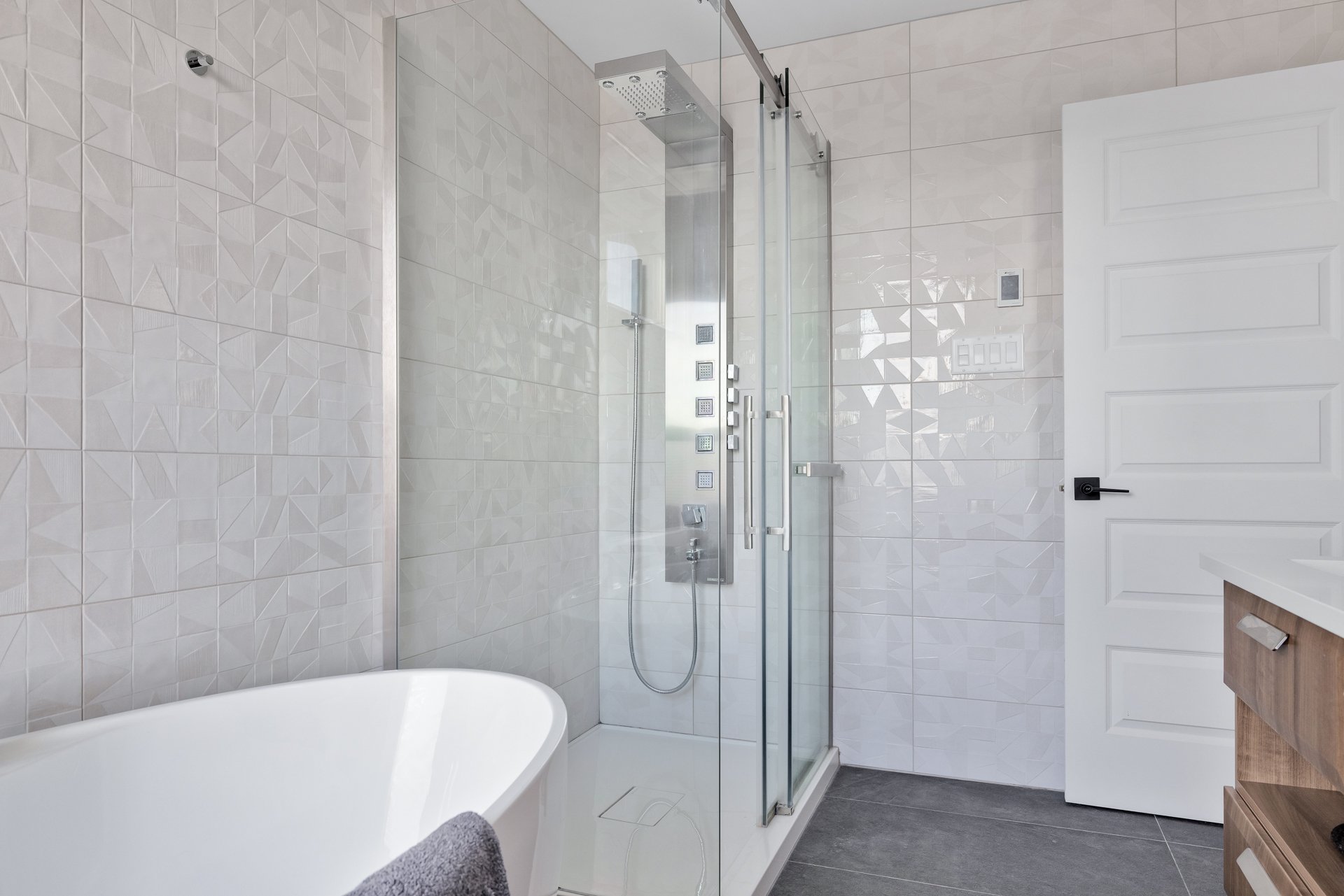 Salle de bains attenante à la CCP