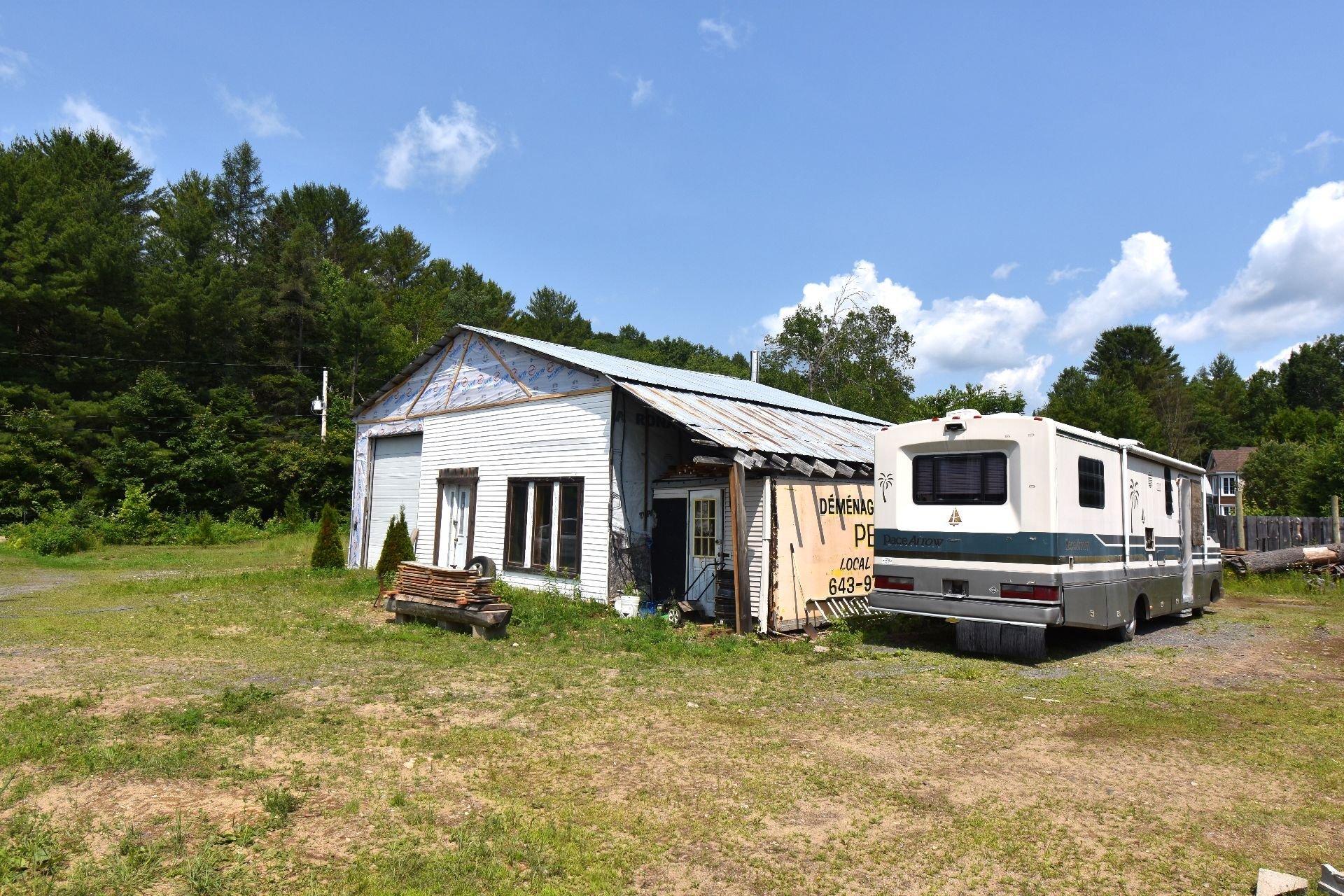 Garage