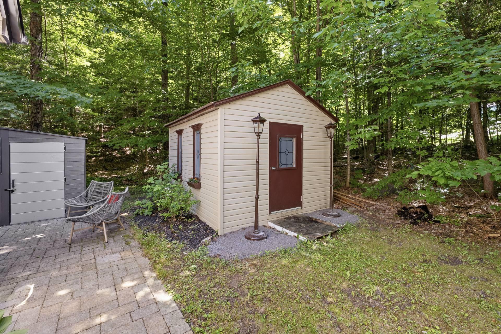 Shed
