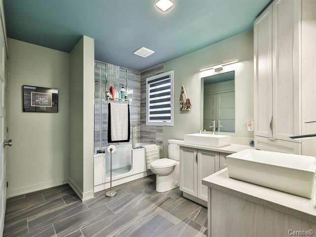 Salle de bains attenante à la CCP