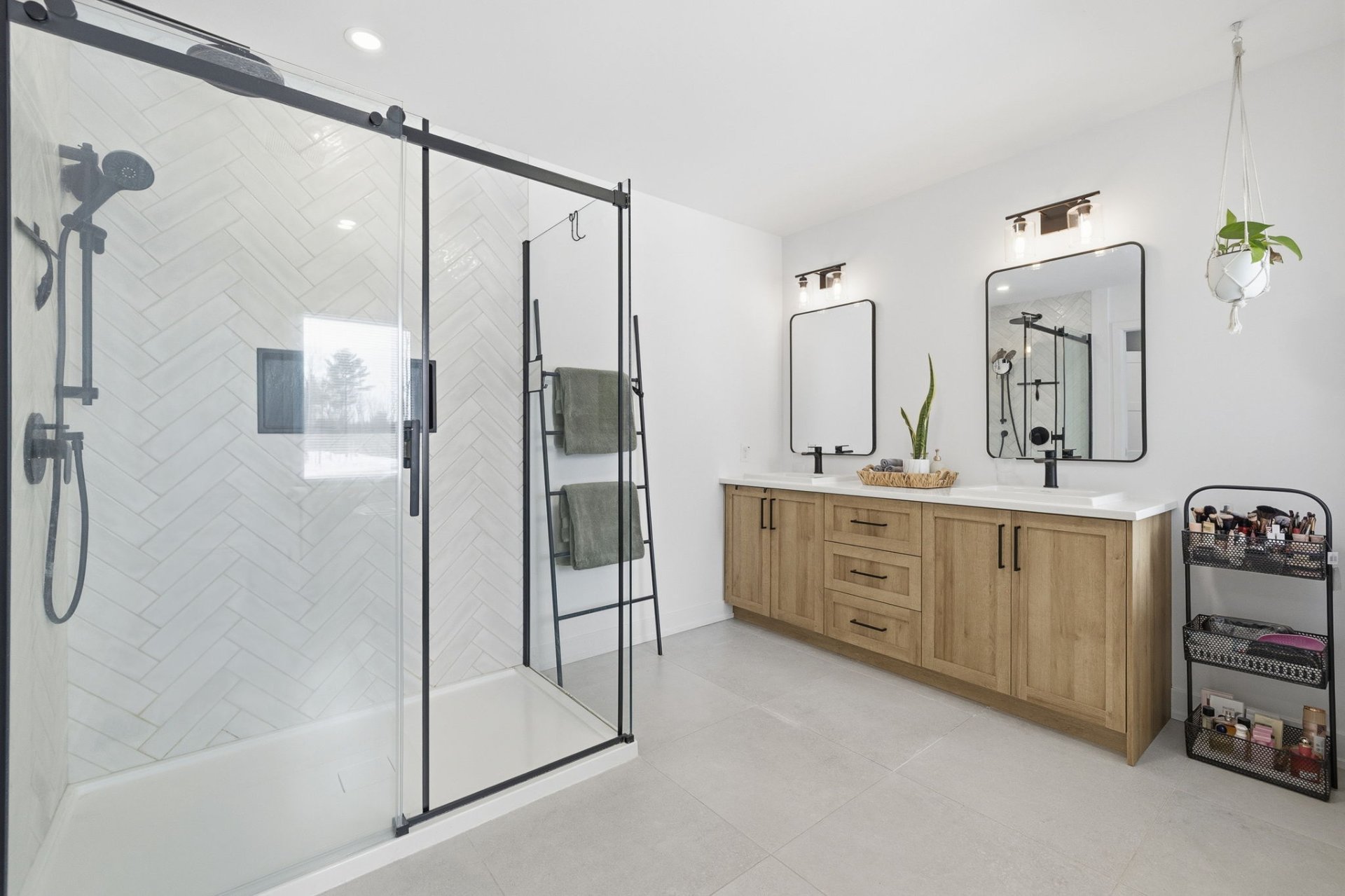 Salle de bains attenante à la CCP