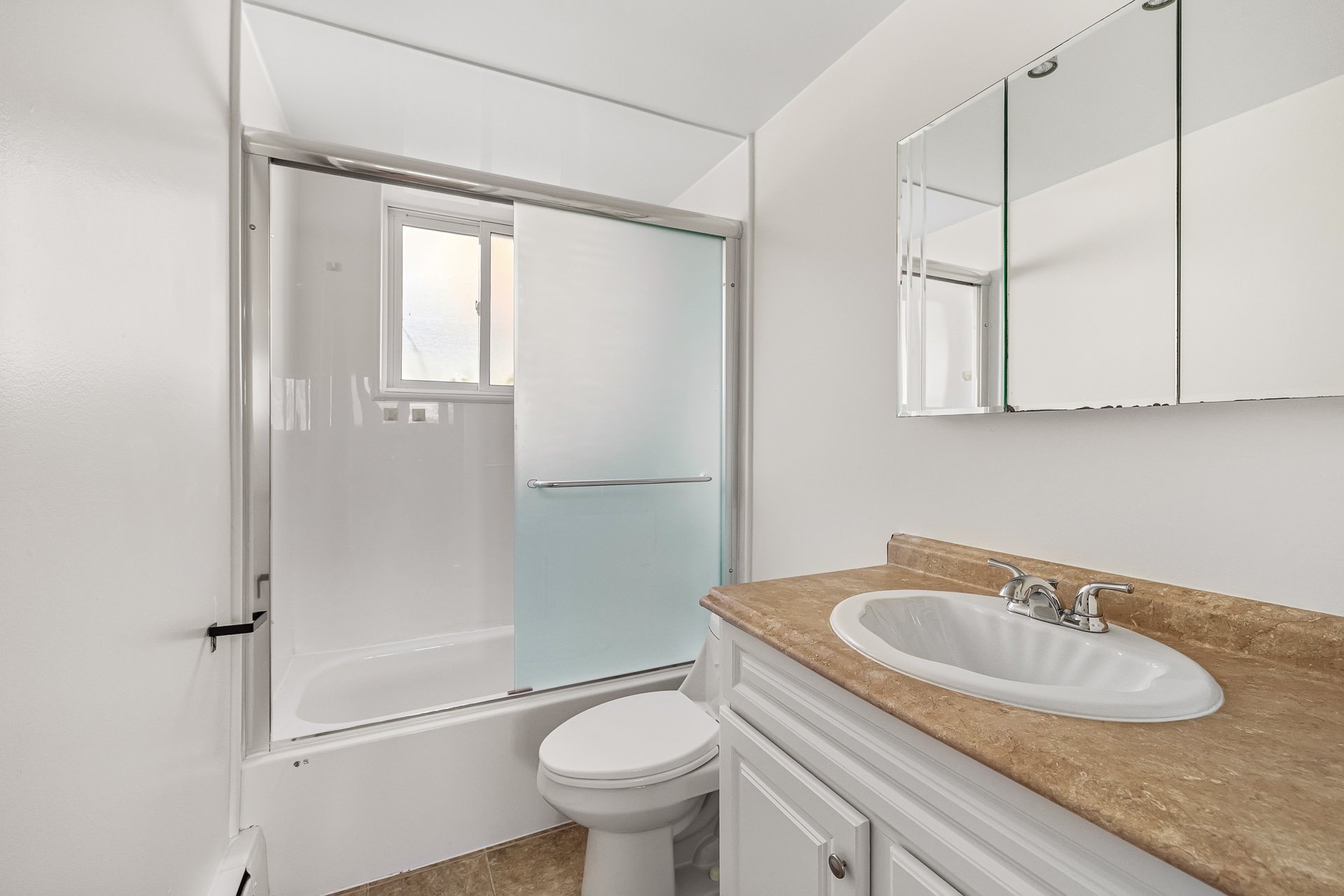 Bathroom - Lower unit